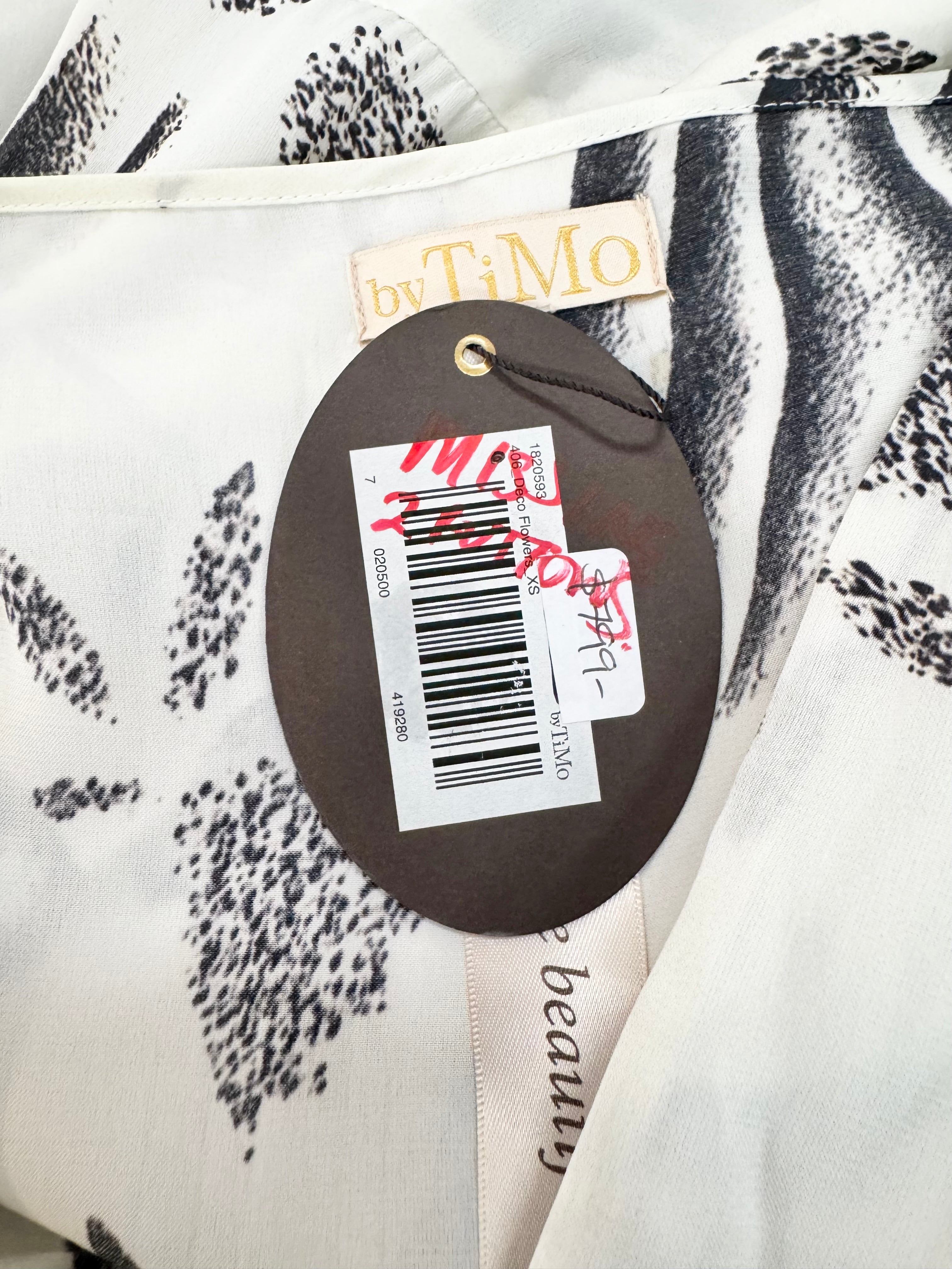 by TiMo Black & Whtie Deco Flowers Maxi Dress NWT - AU4/6