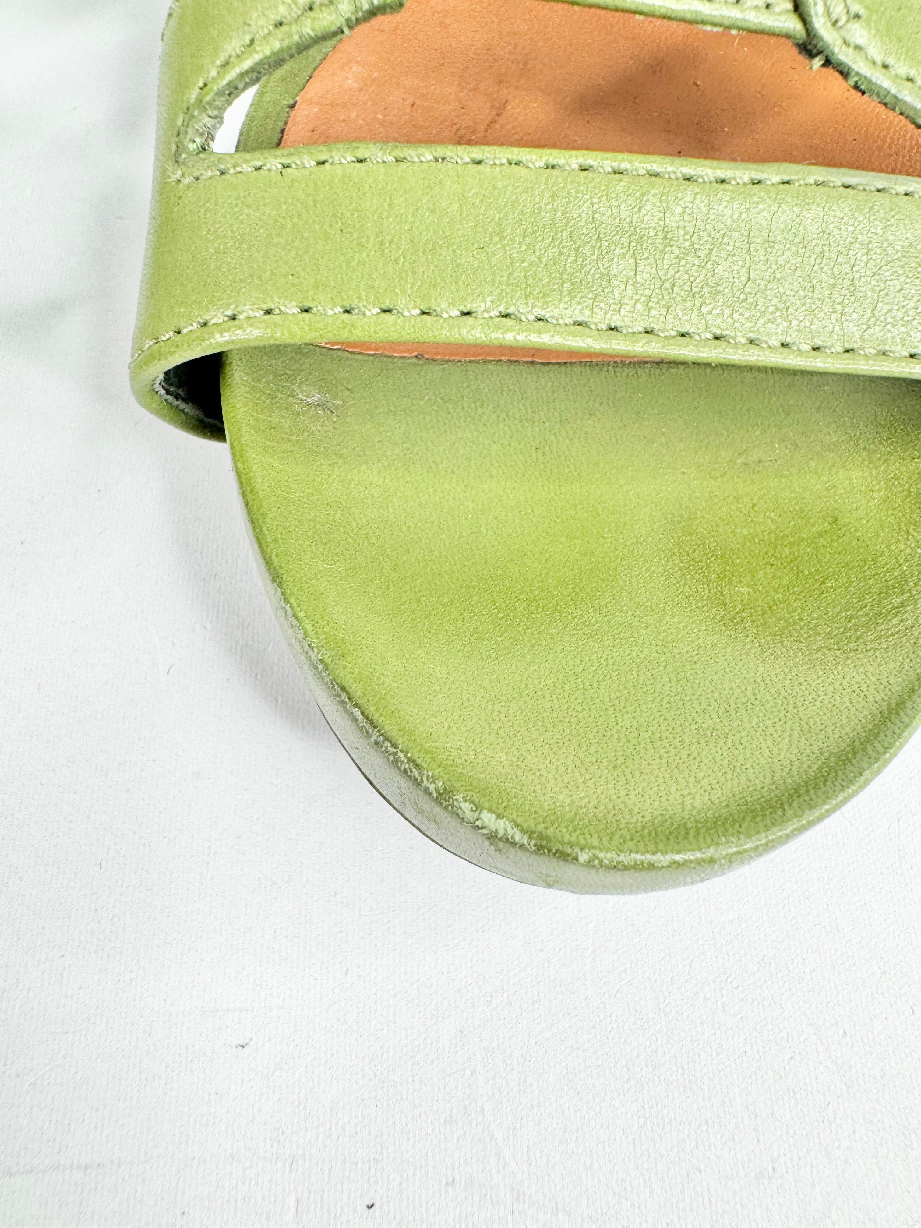 Camper Olive Green Pumps - EU36