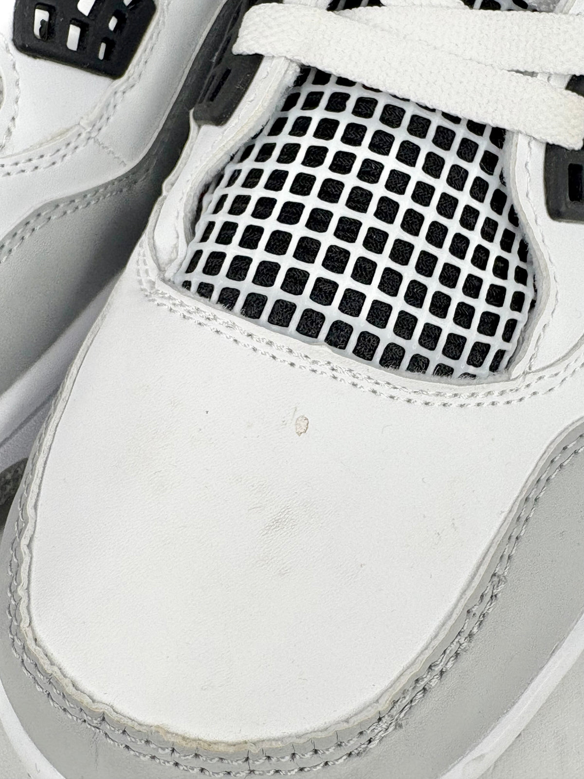 Air Jordan IV Retro Military Black & White High-Top Sneakers - EU46