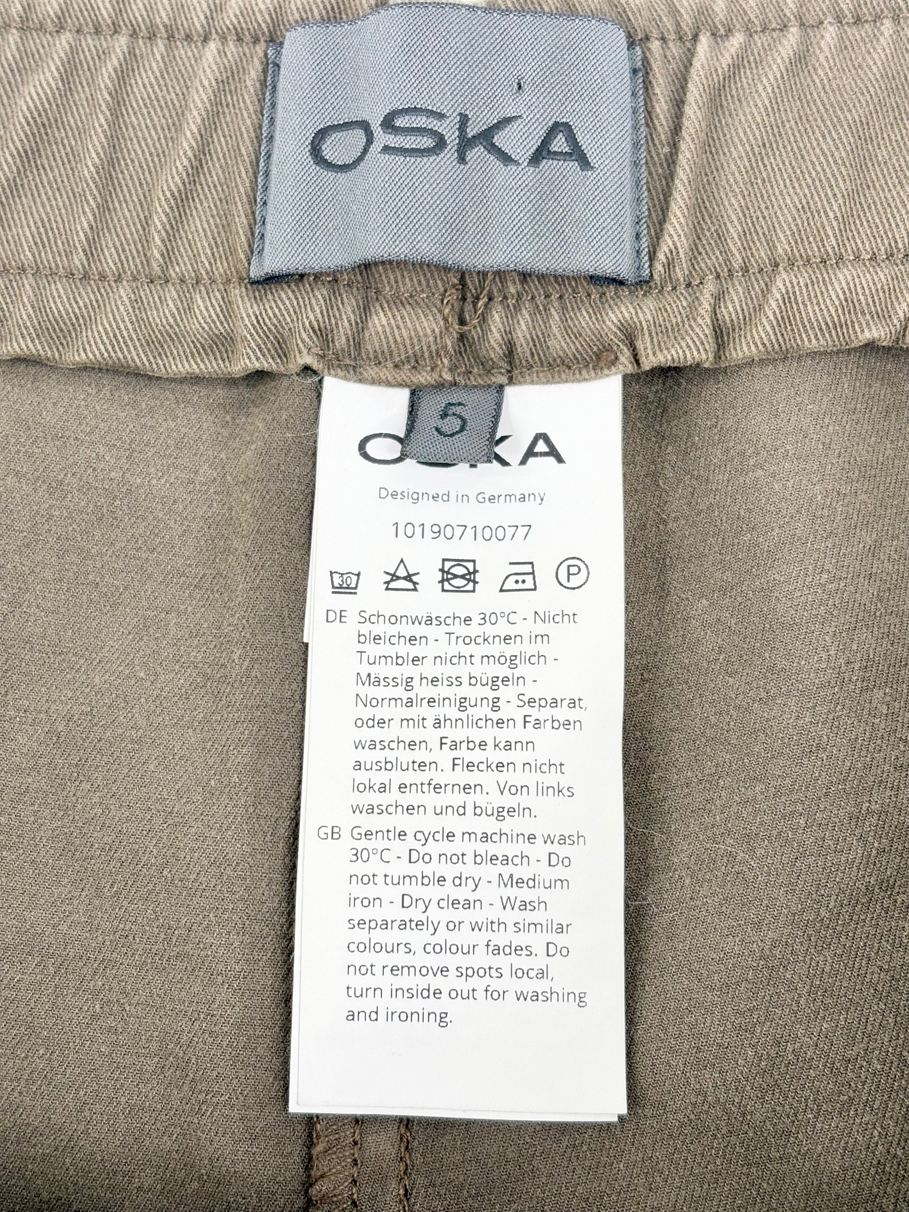 Oska Khaki 917 Relaxed Fit Pants - AU18/20