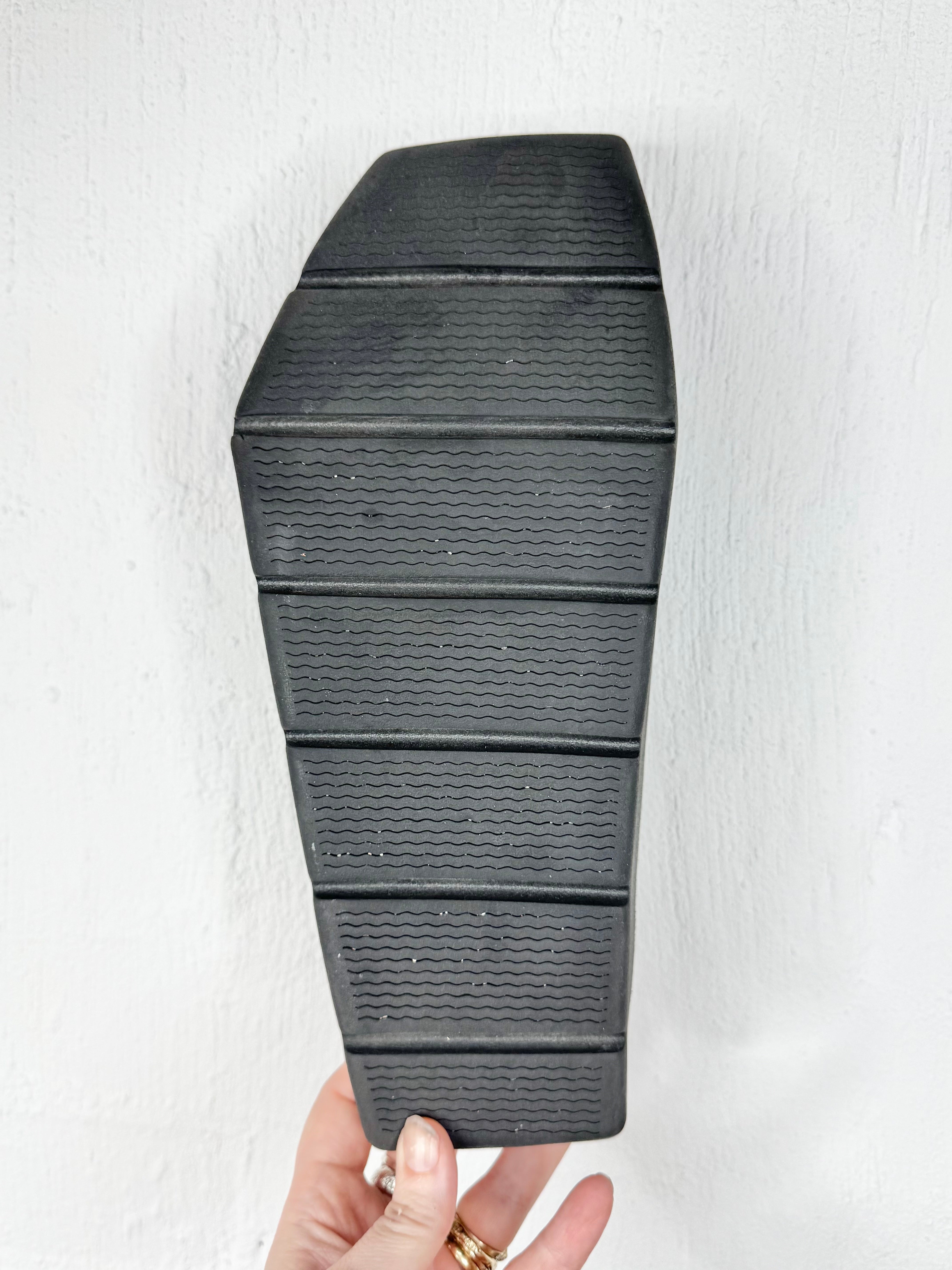 Billie Eilish x Jordans Black Hex Mules - EU