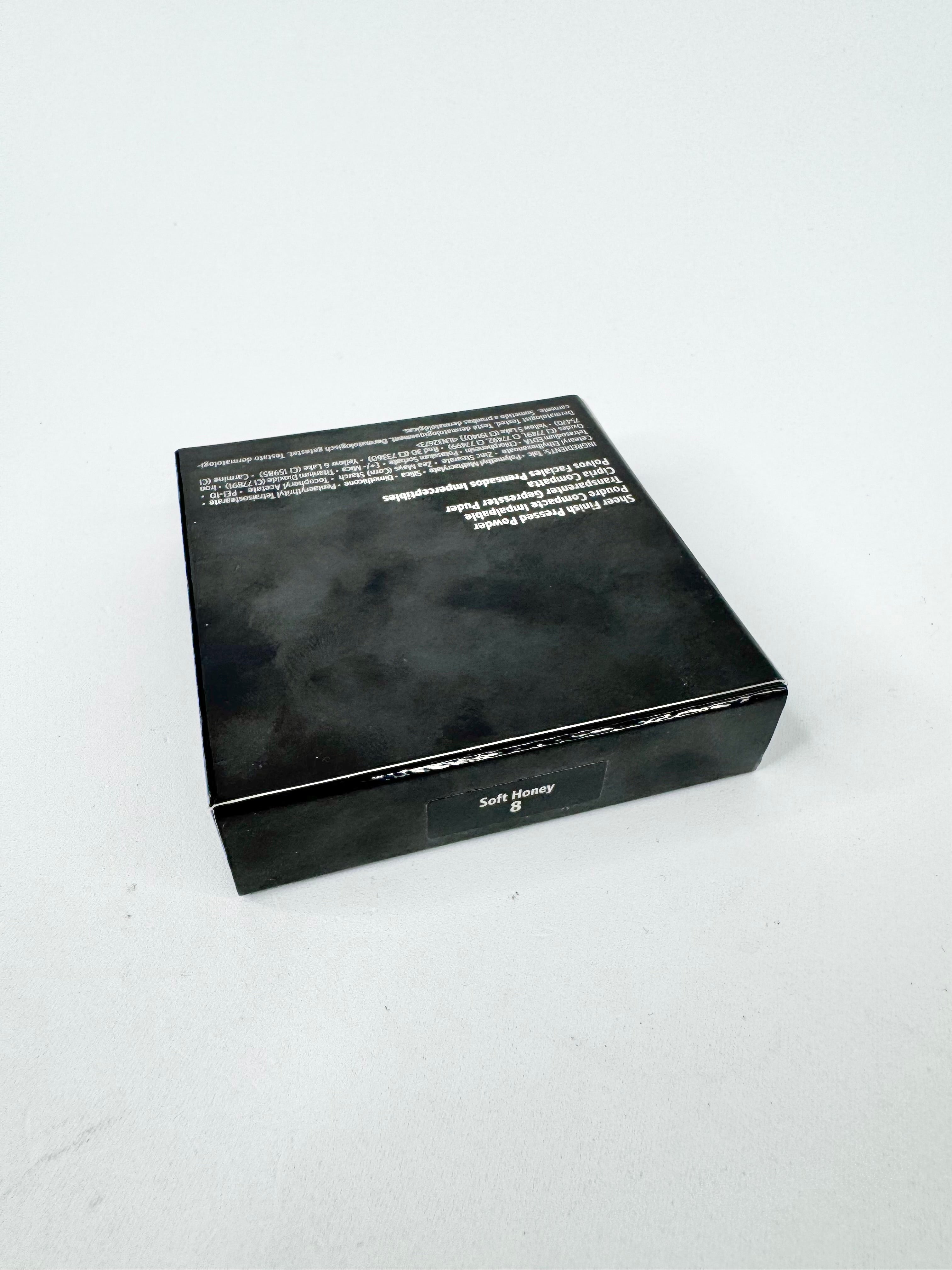 Bobbi Brown Sher Finish Pressed Powder in 8 Soft Honey