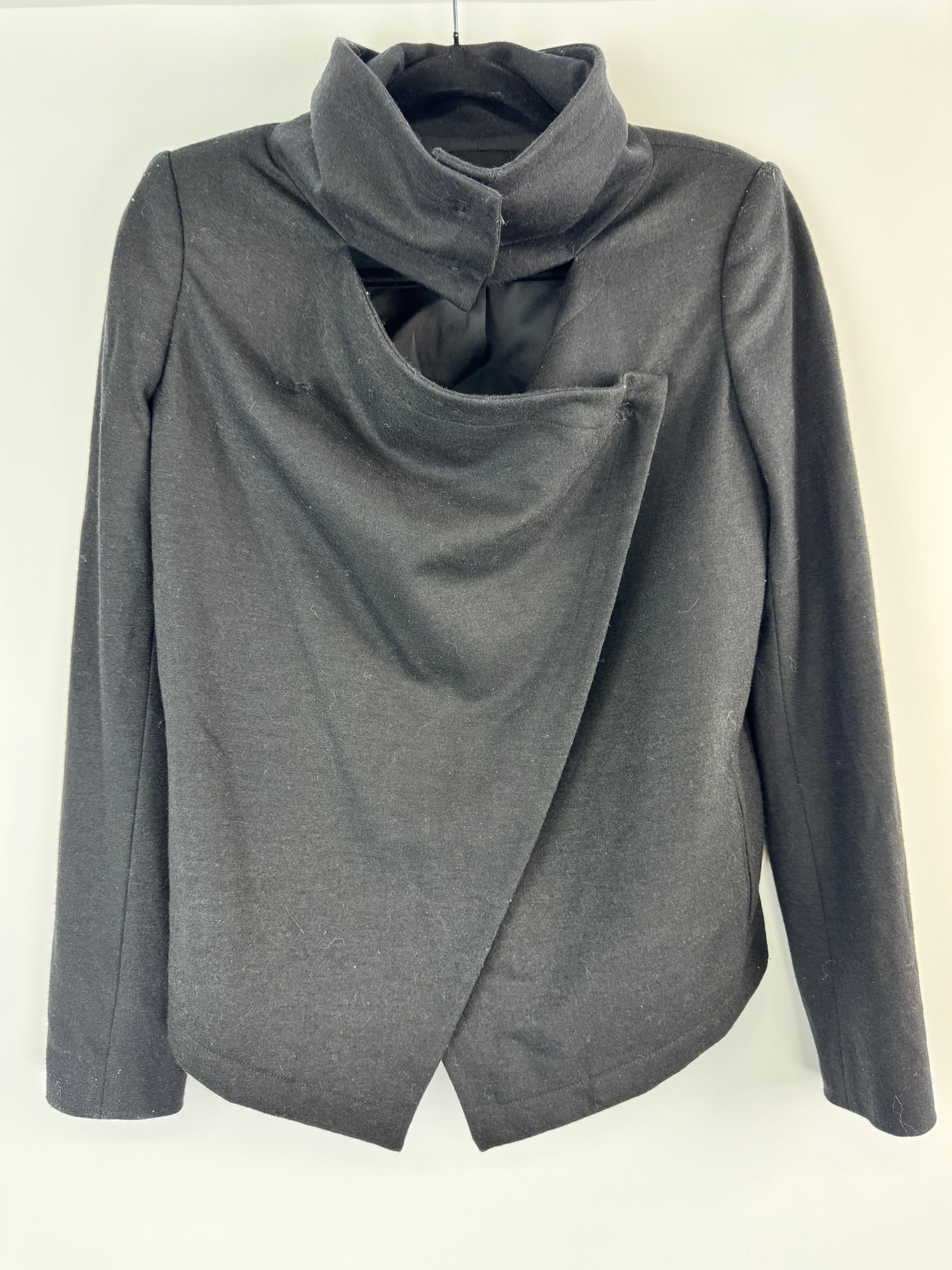 Pinko Black Wool Asymmetrical Cardigan - AU8