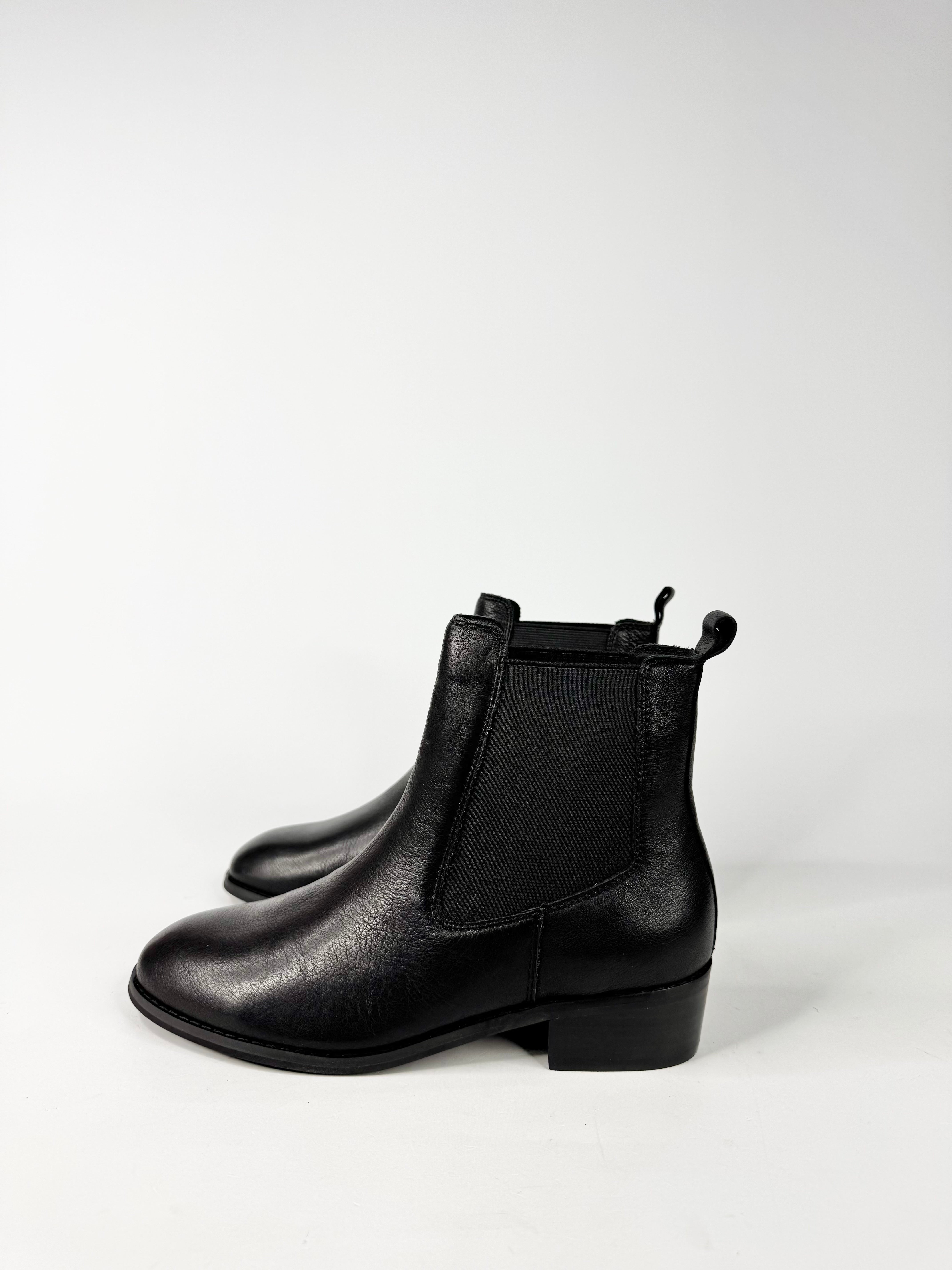 MFW Midas Shaine Black Leather Ankle Boot - EU38