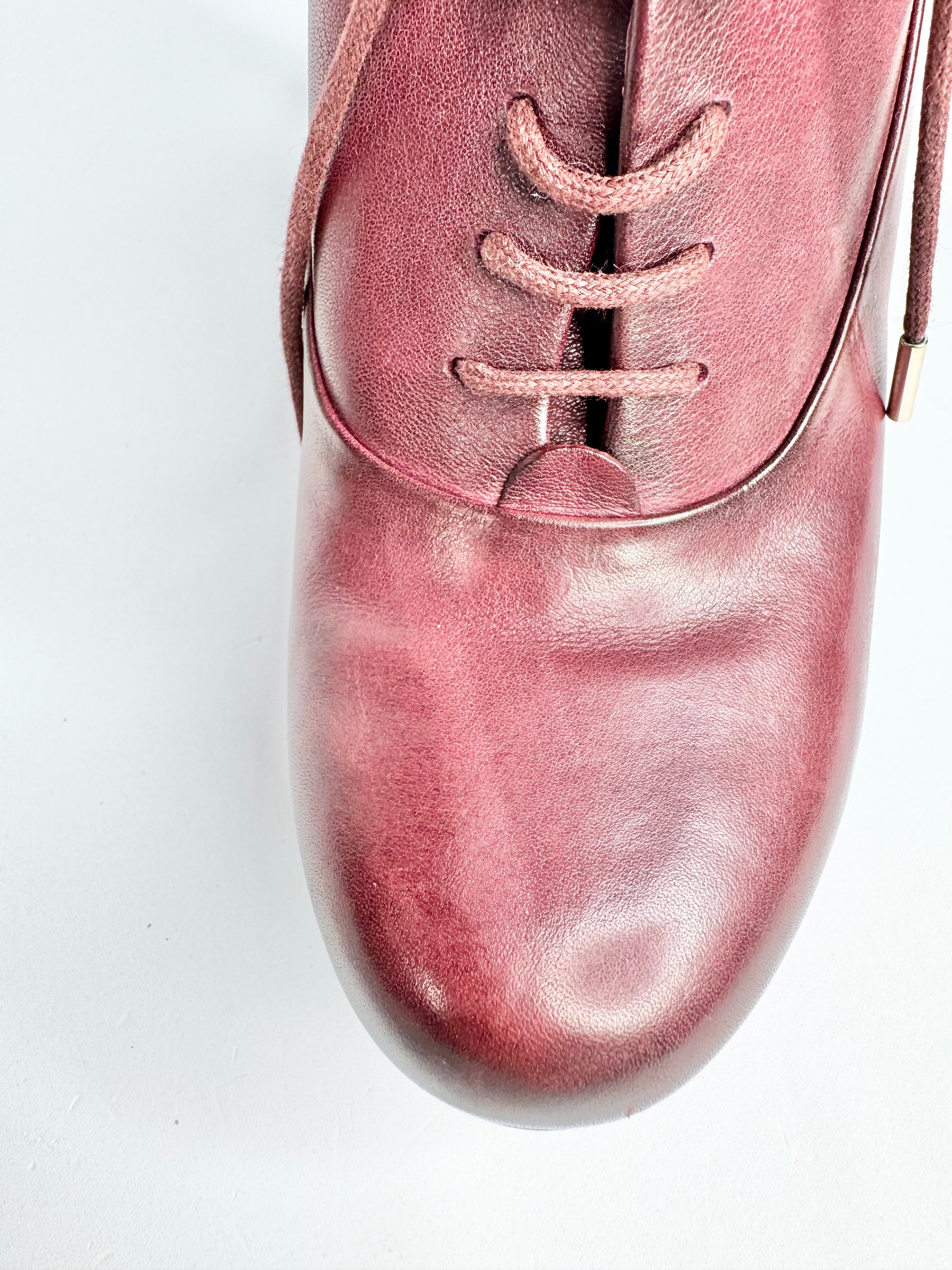 Gucci Burgundy Leather 'Betty' Lace Up Boots - EU38.5