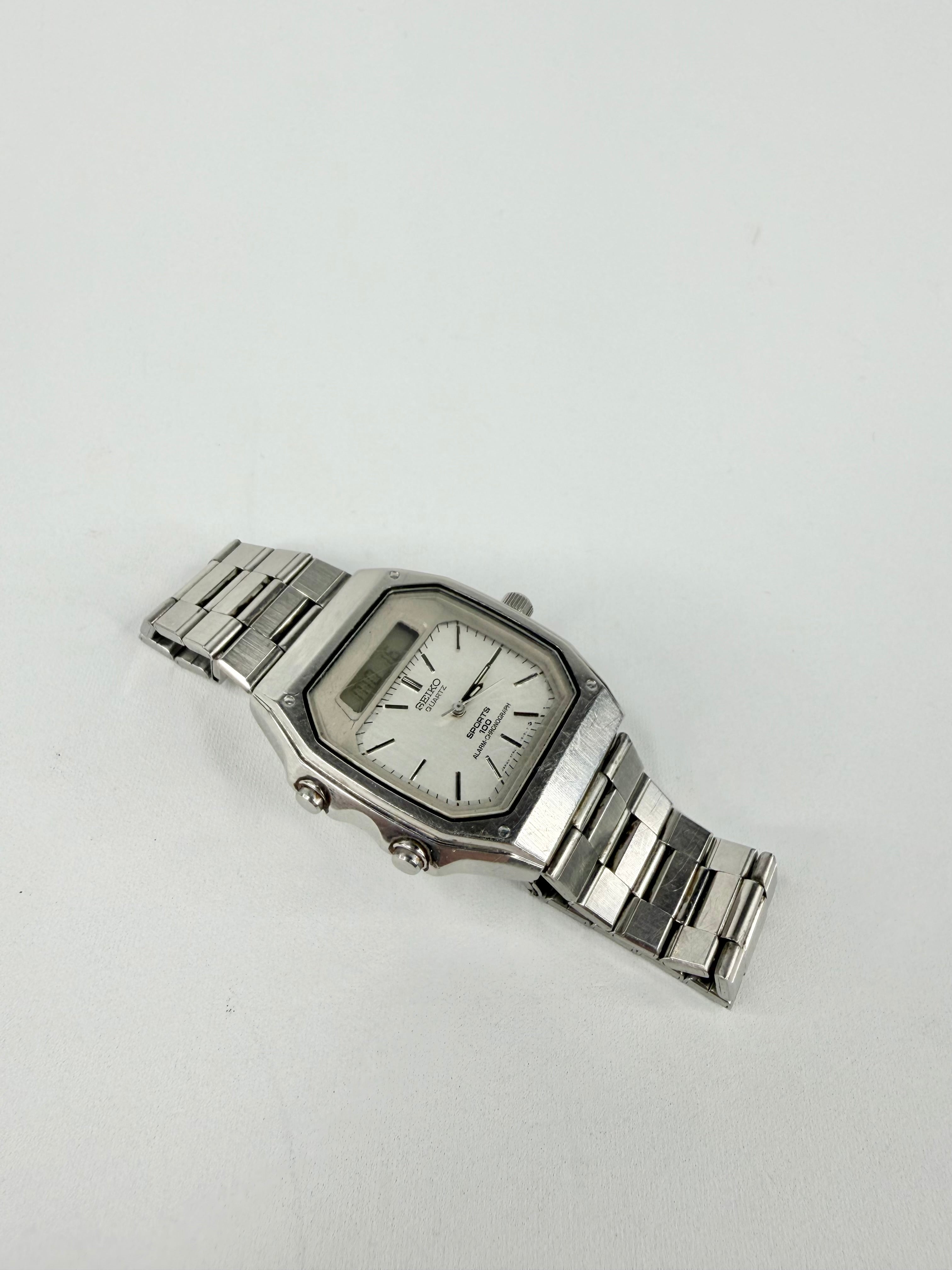 Vintage Seiko Sports 100 Alarm Chronograph Watch