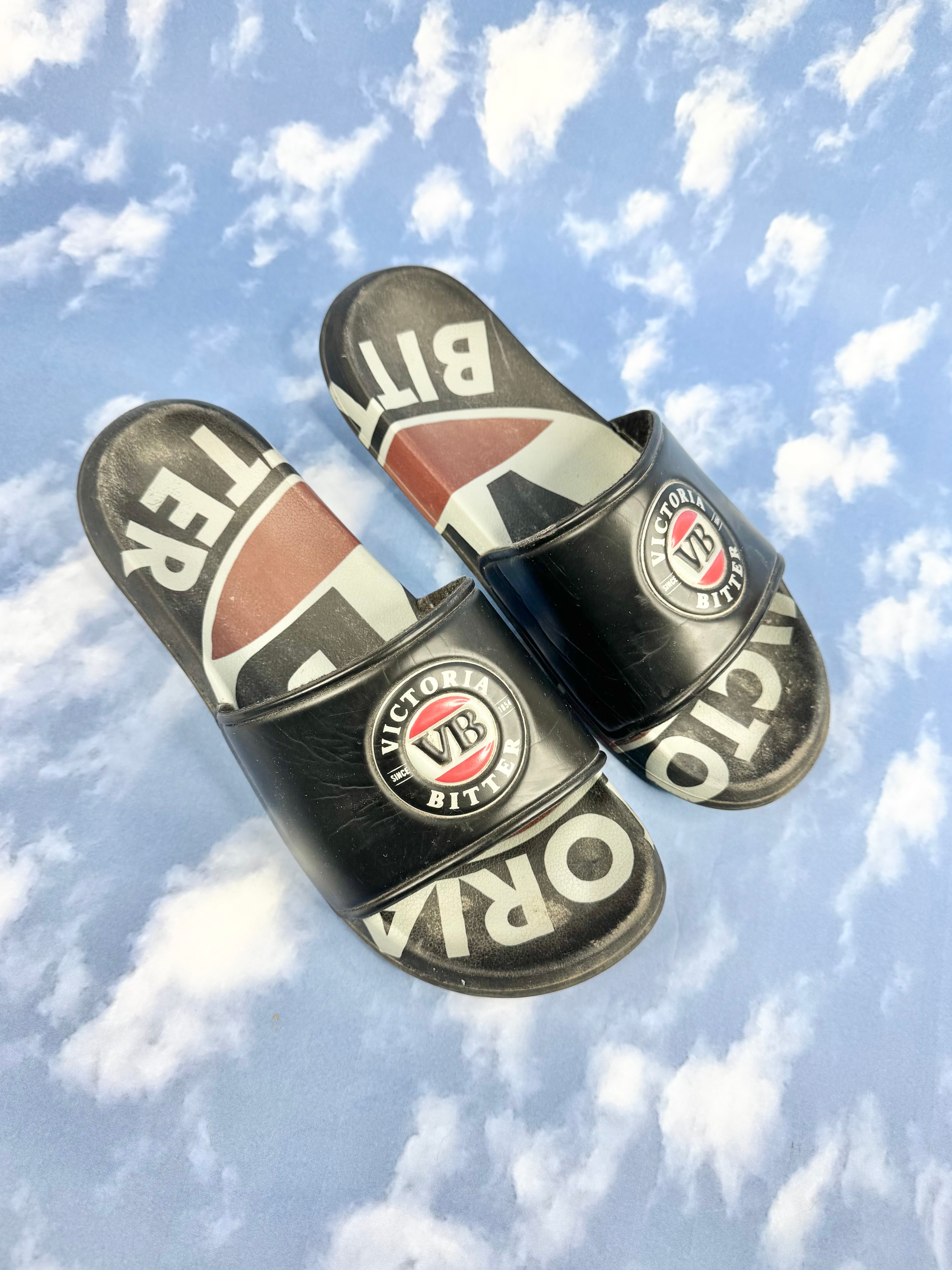 Victoria Bitter Black Slides - EU45