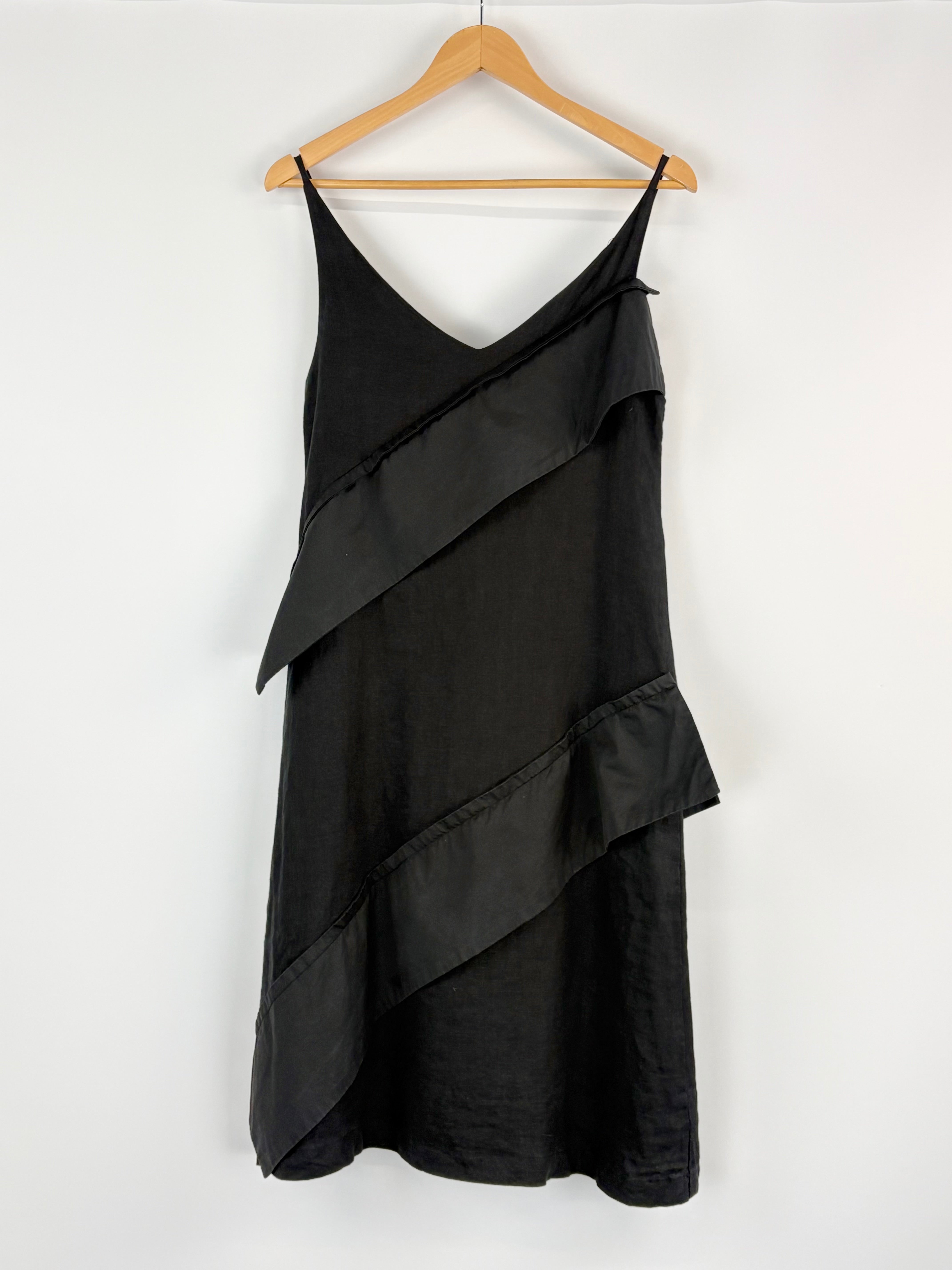 Alpha60 Black Strappy Bell Dress - AU6