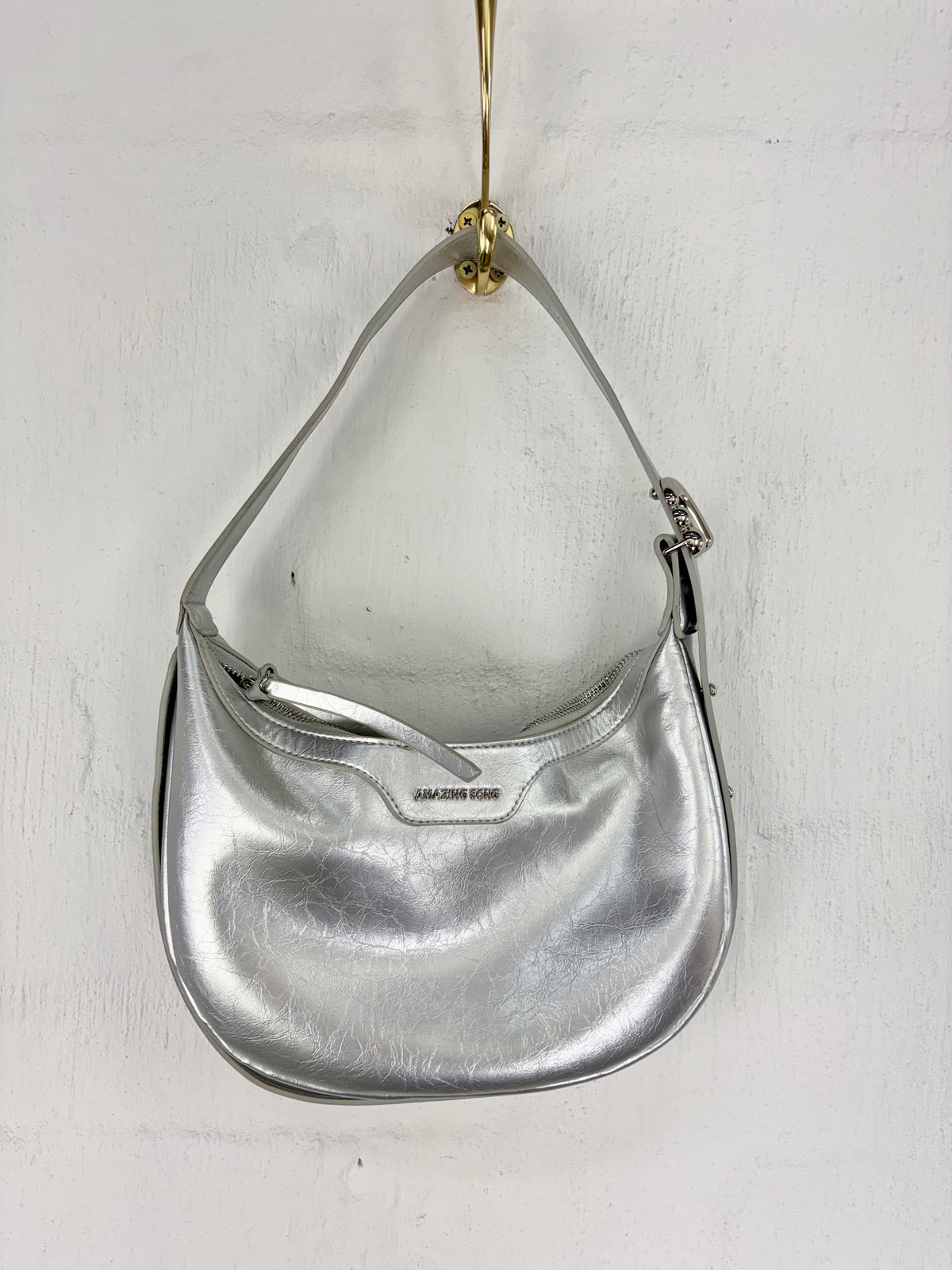 Amazing Song Silver Shoulder Bag