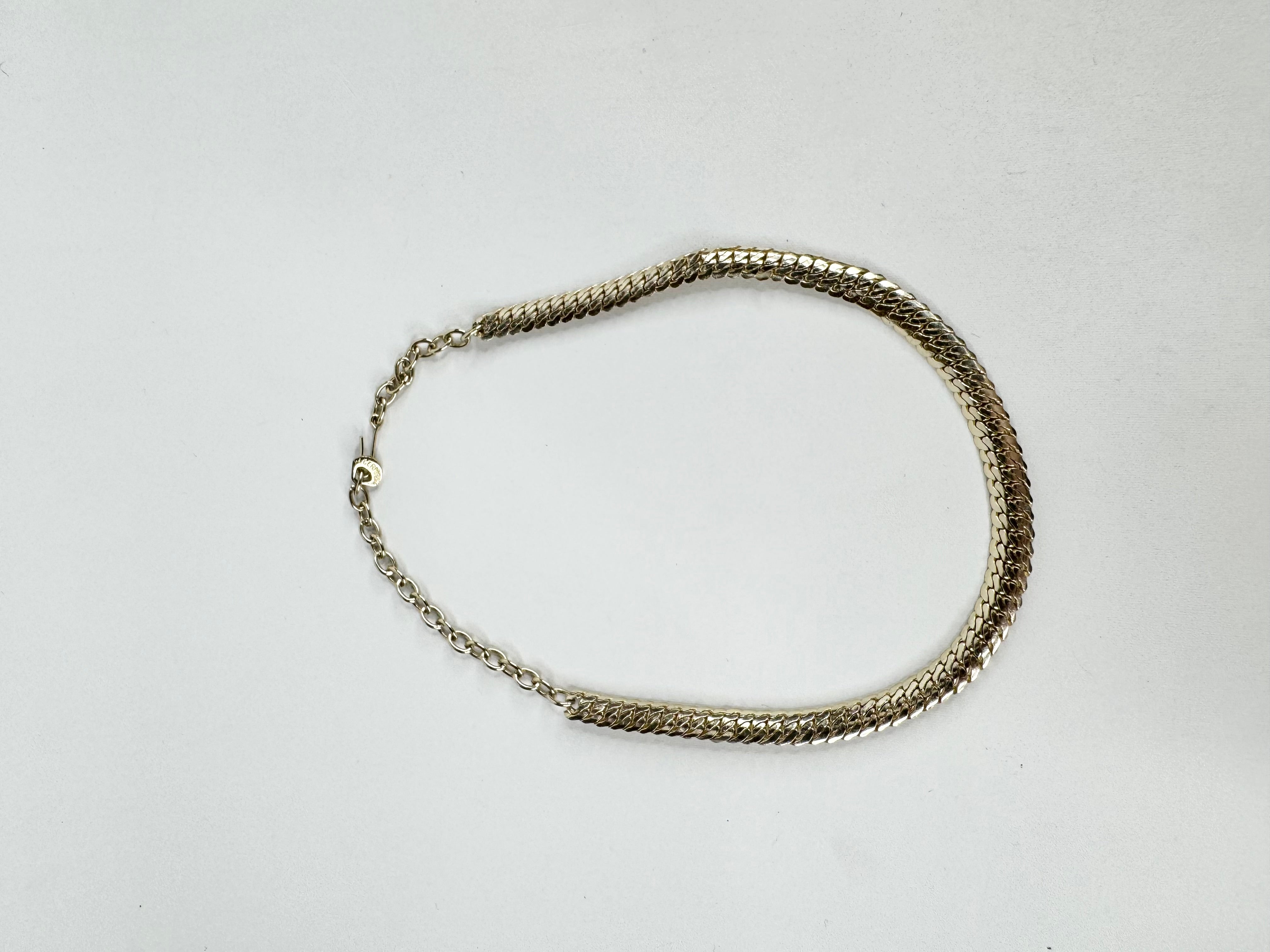 Vintage 70s Gold Toned Herringbone Chain Necklace