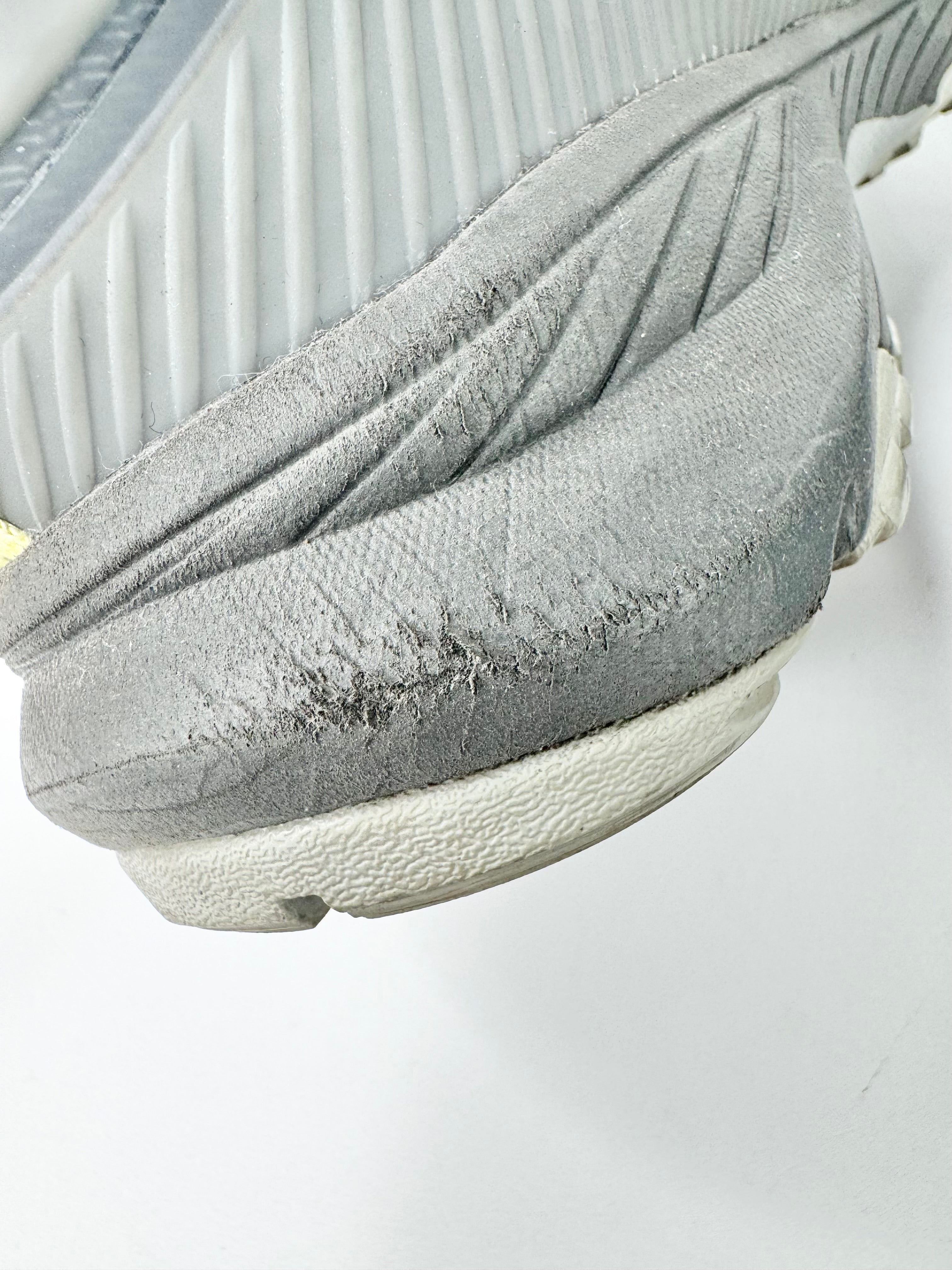 The North Face Grey Mesh Sneakers - EU39