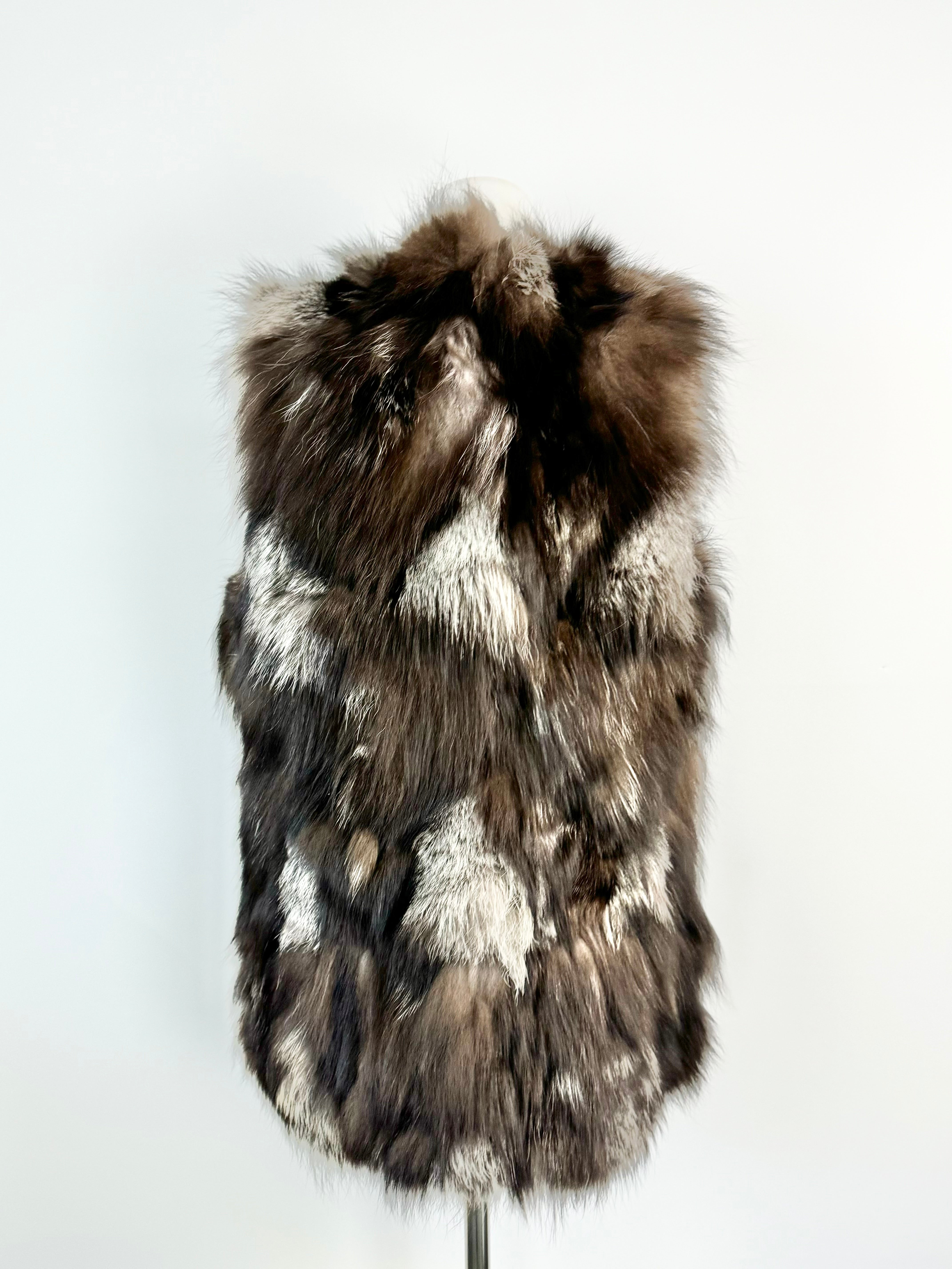 Nevenka Grey & Brown Vest - AU10