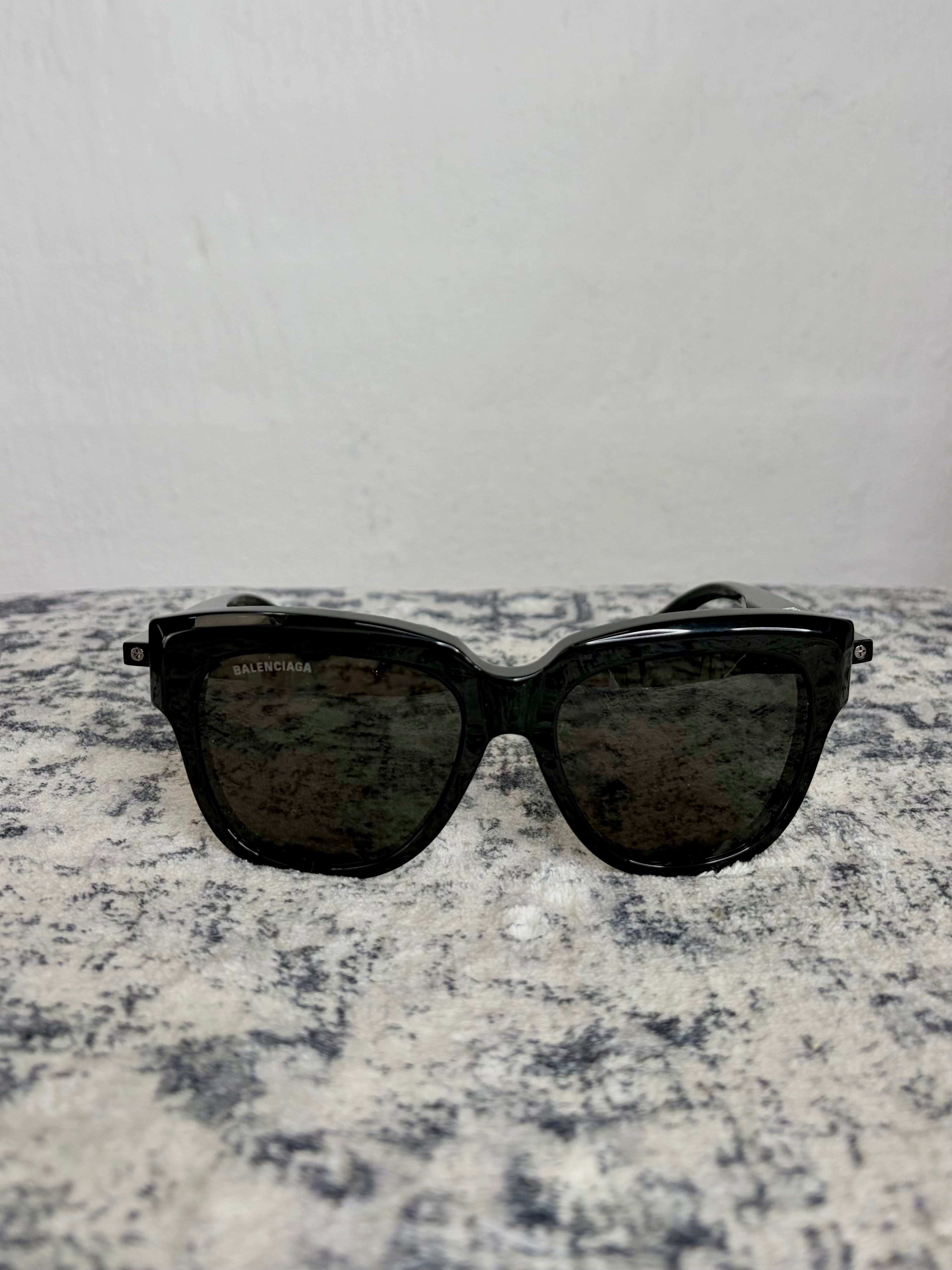 Balenciaga 'BB0160S' Black Sunglasses
