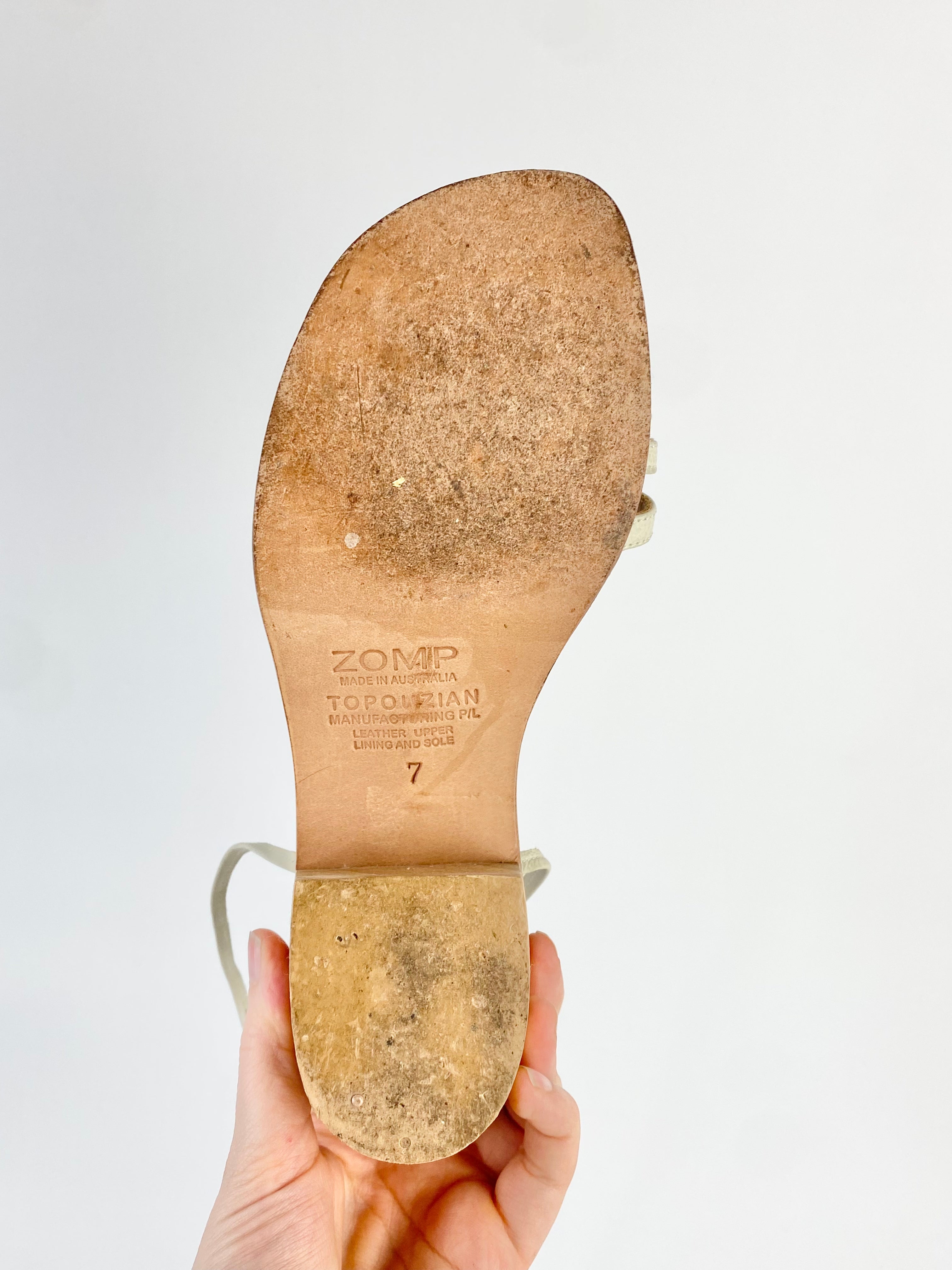 Zomp Off White Strap Sandals - 7