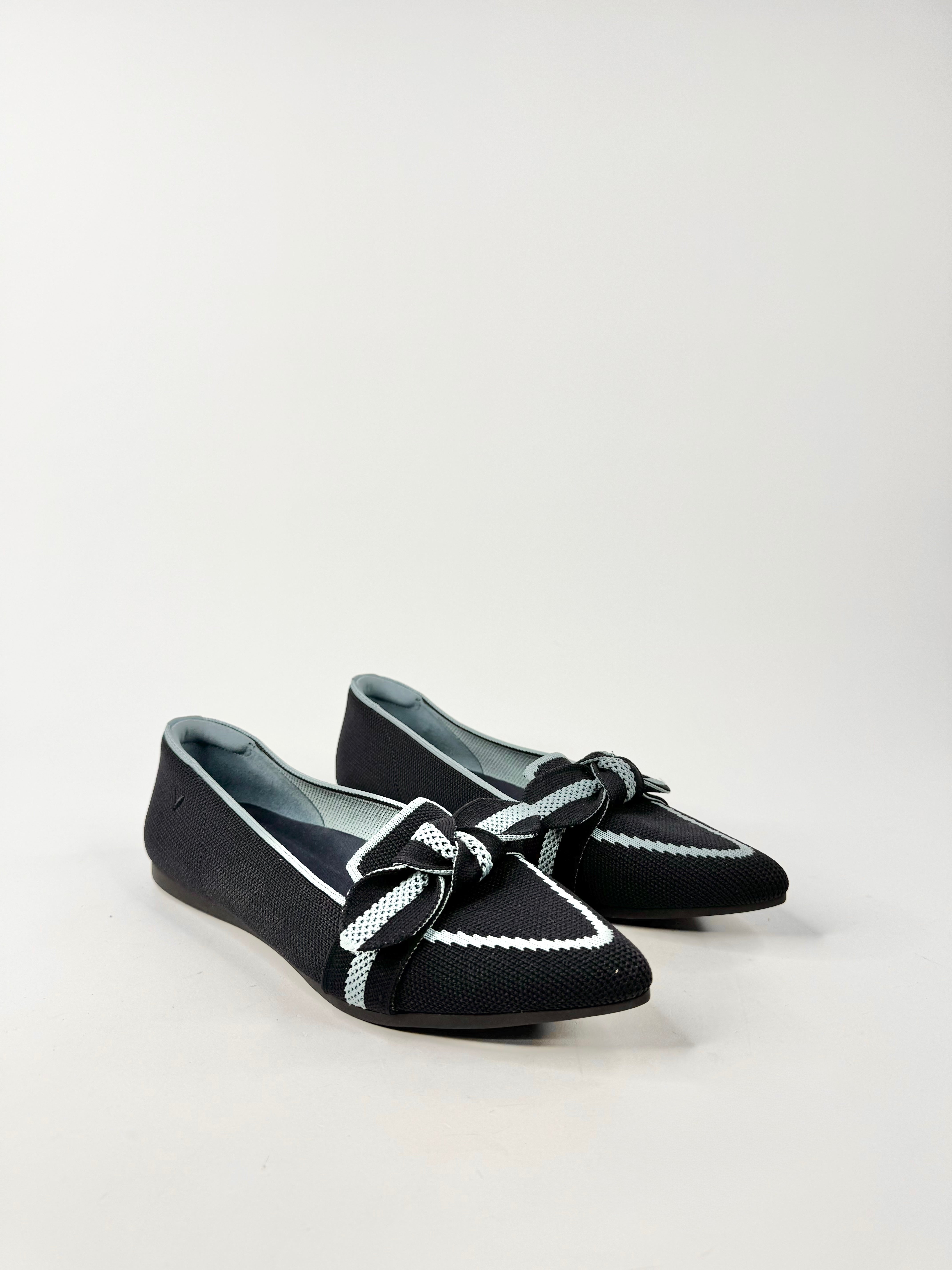Vivaia Navy & Light Blue Bow Pattern Loafers - EU37.5