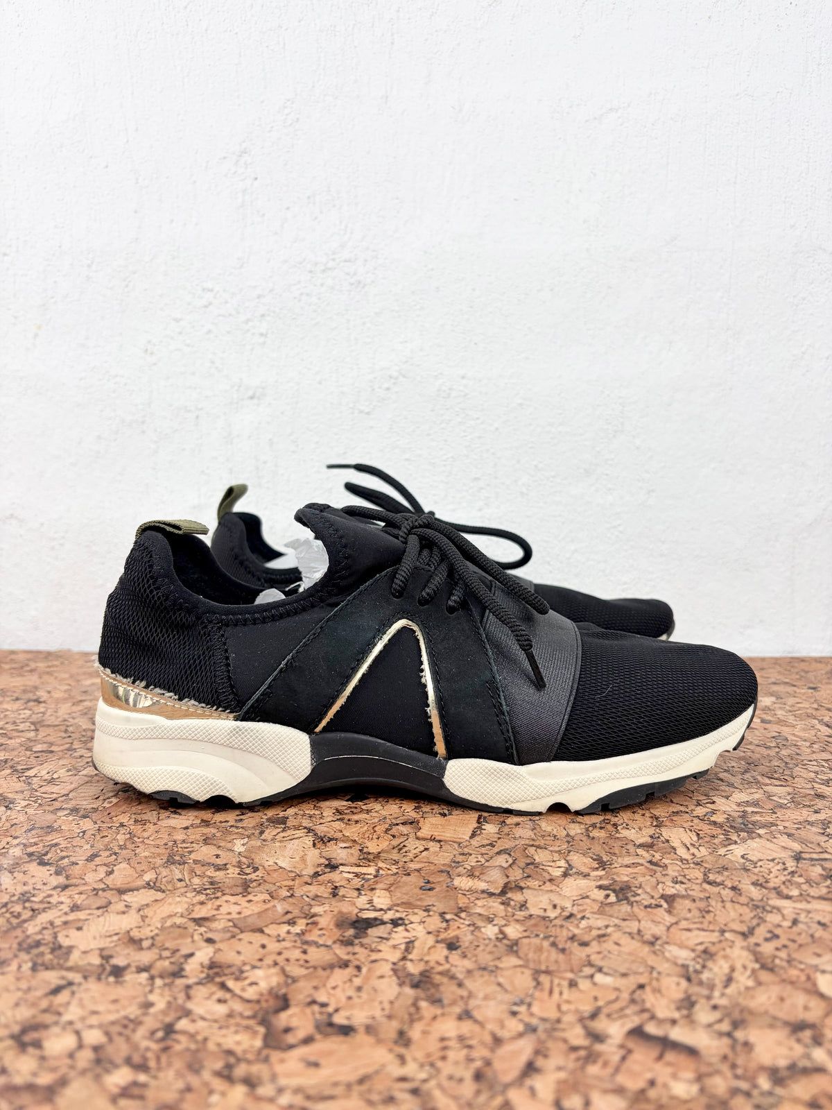 Kurt Geiger Carvela Black 'Lament' Sneakers - EU39