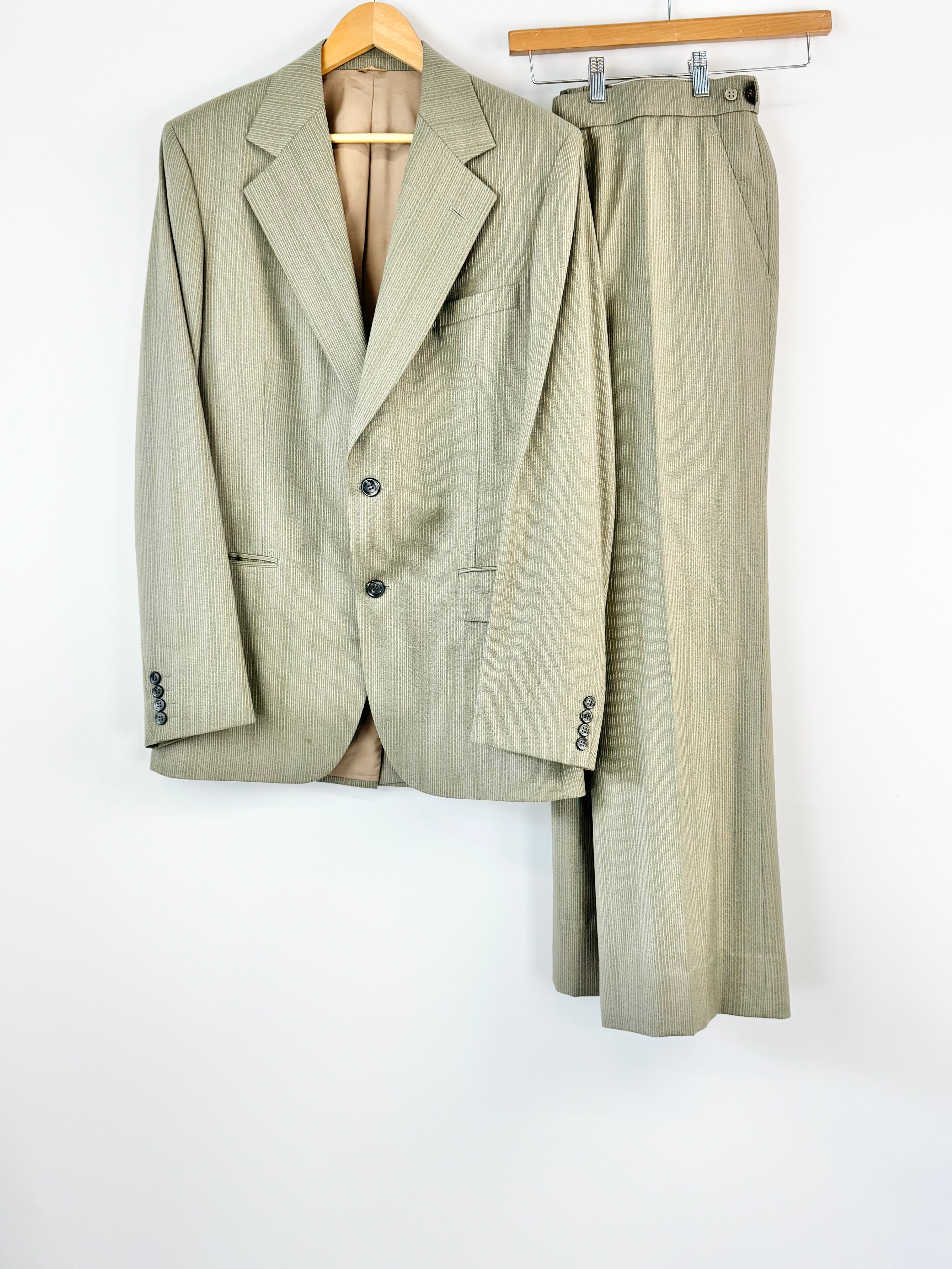 MFW Fletcher Jones Taupe NZ Wool Blend 2 Piece Suit - M