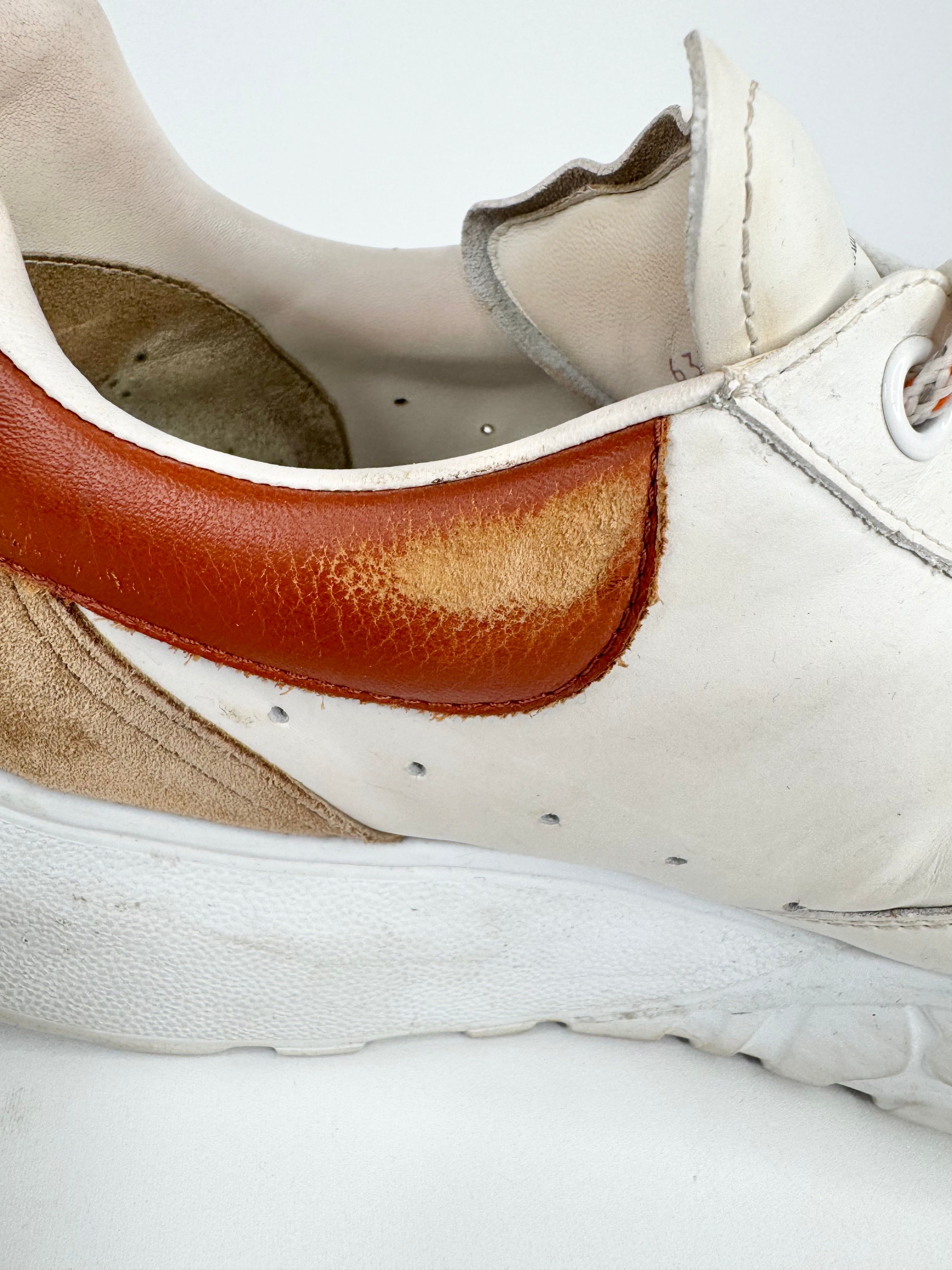 Alexander McQueen White & Tan Oversized Sneakers - EU40