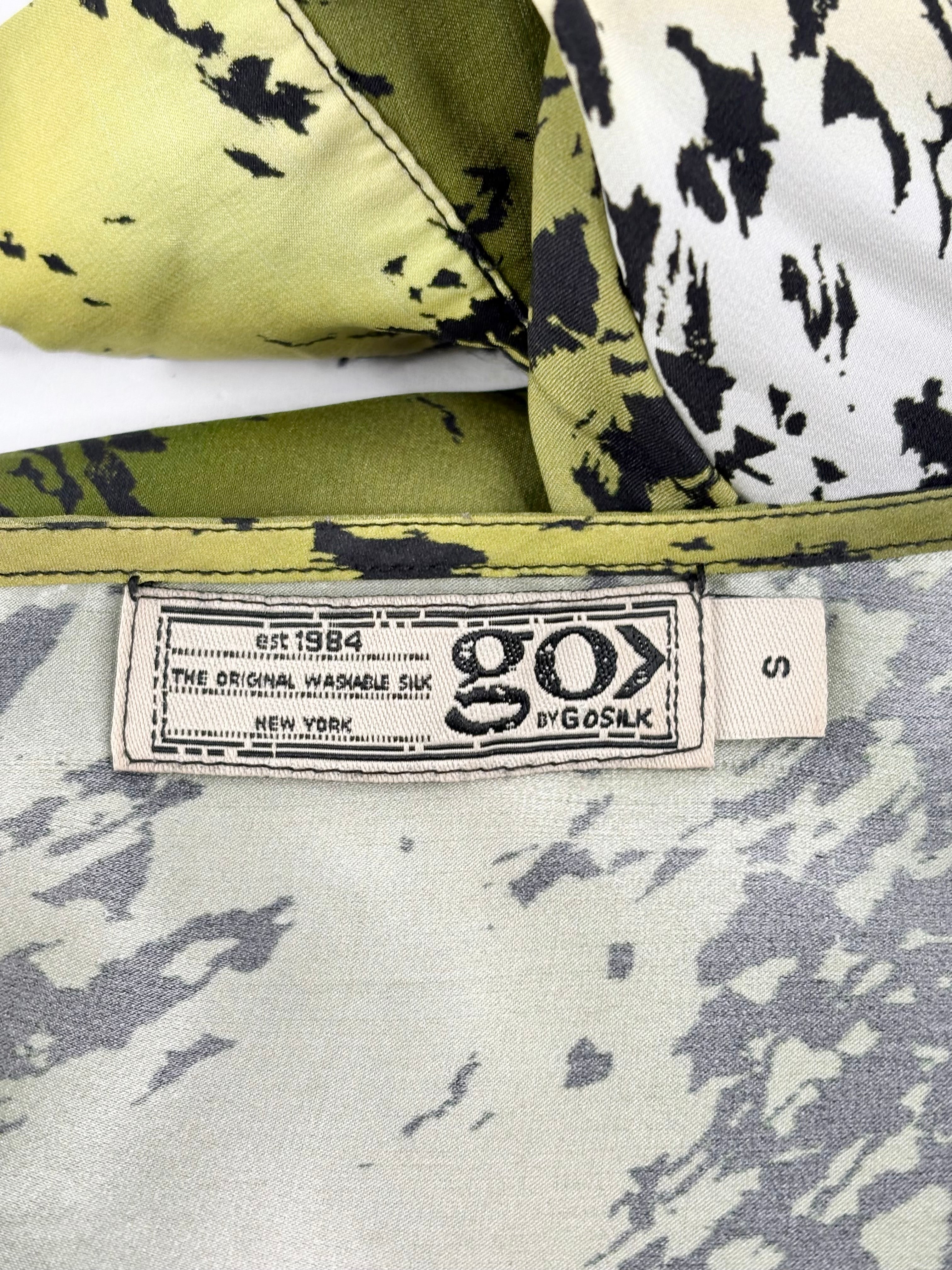 Go> by Go Silk Green & Black Patterned Blouse - AU8
