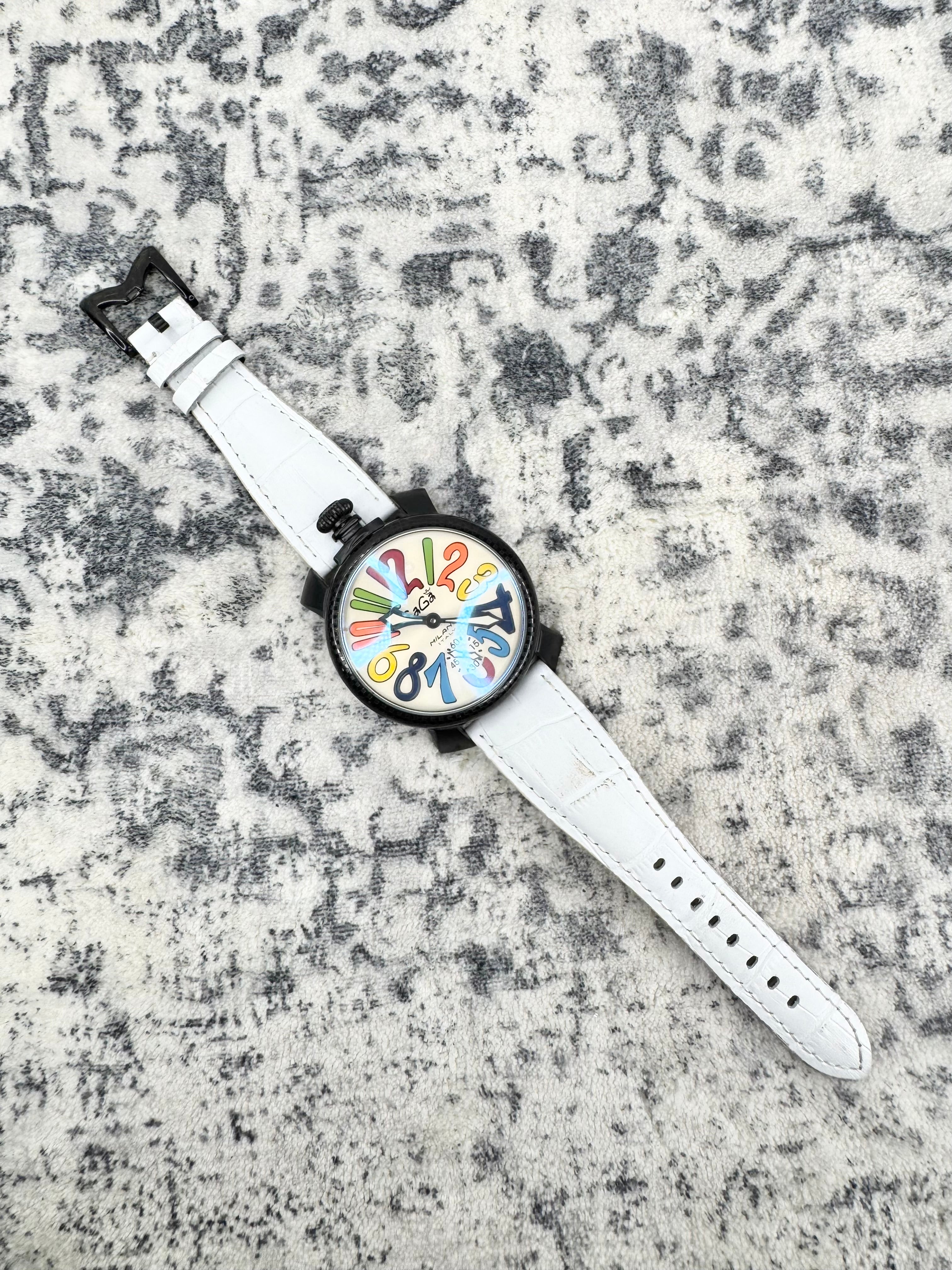 Gaga Milano Italy XL Gold Face Multicolour Numeral Manuale Meccanico Watch