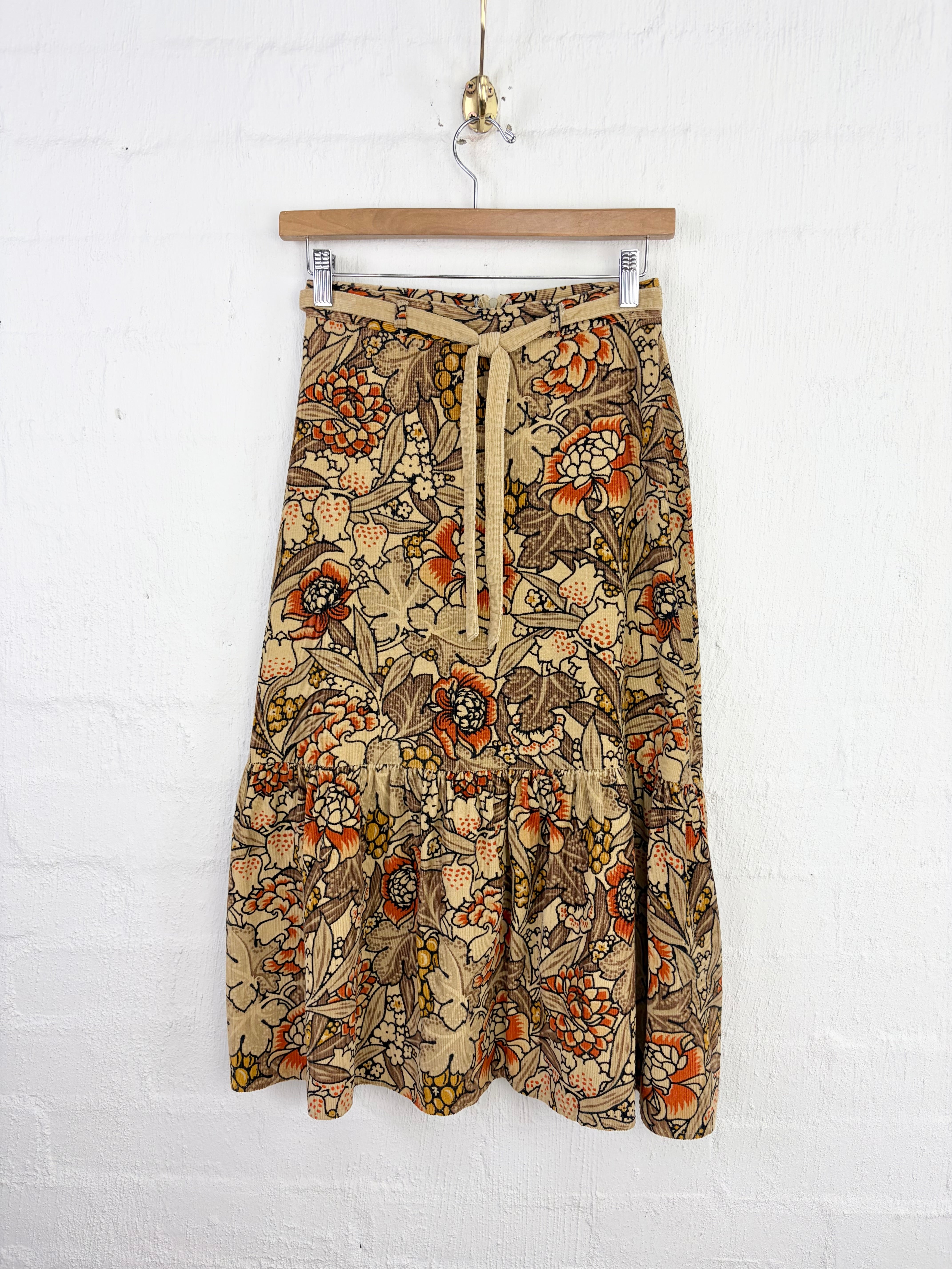 Retro Scandinavian Floral Patterned Corduroy Skirt - AU8/10