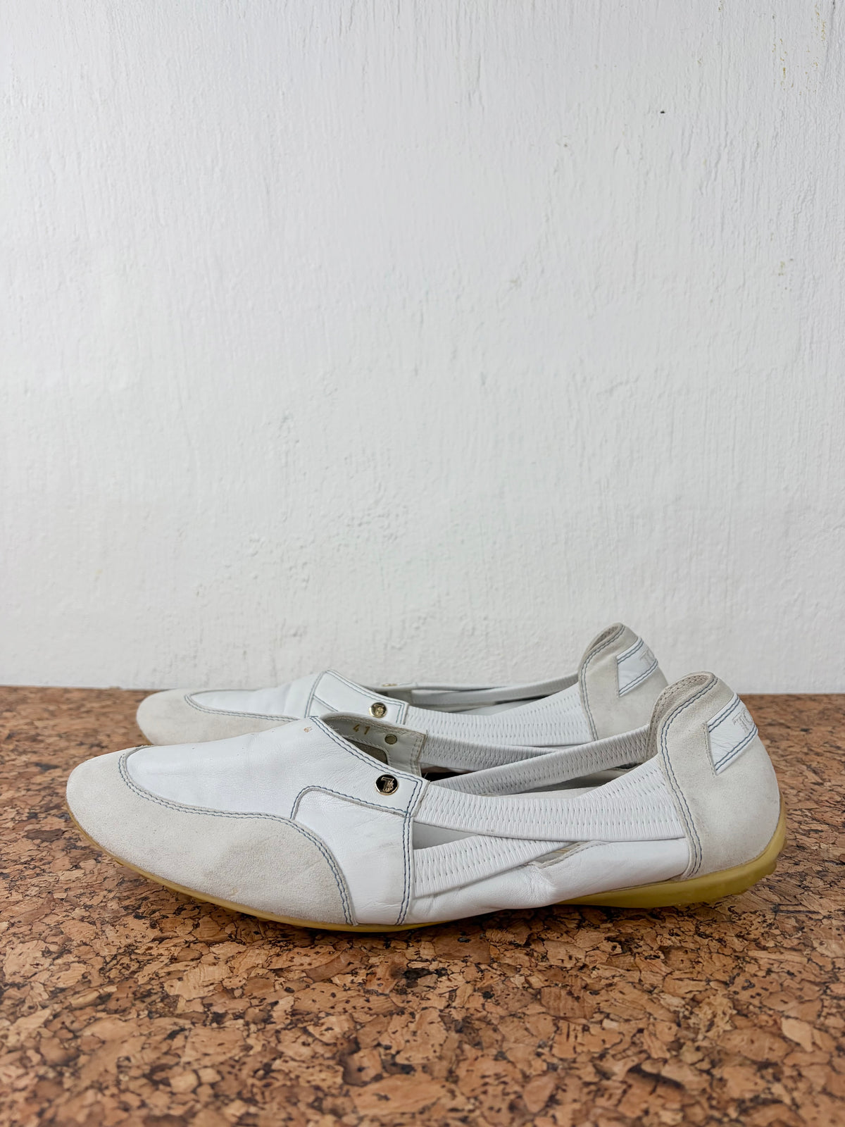Tod's White Leather & Suede Slip-On Loafers - EU41
