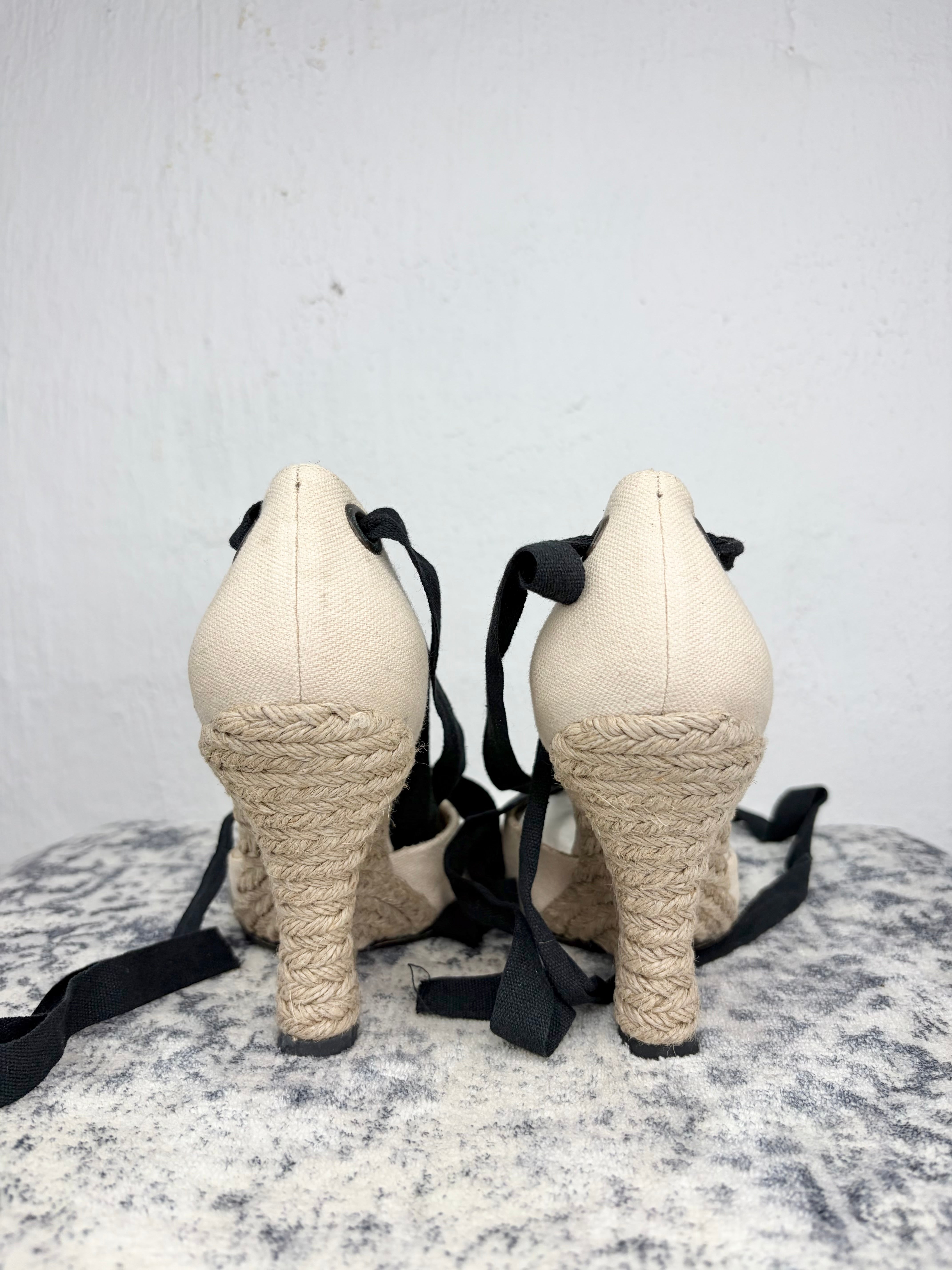 Pura Lopez Black & Cream Espadrilles - EU38
