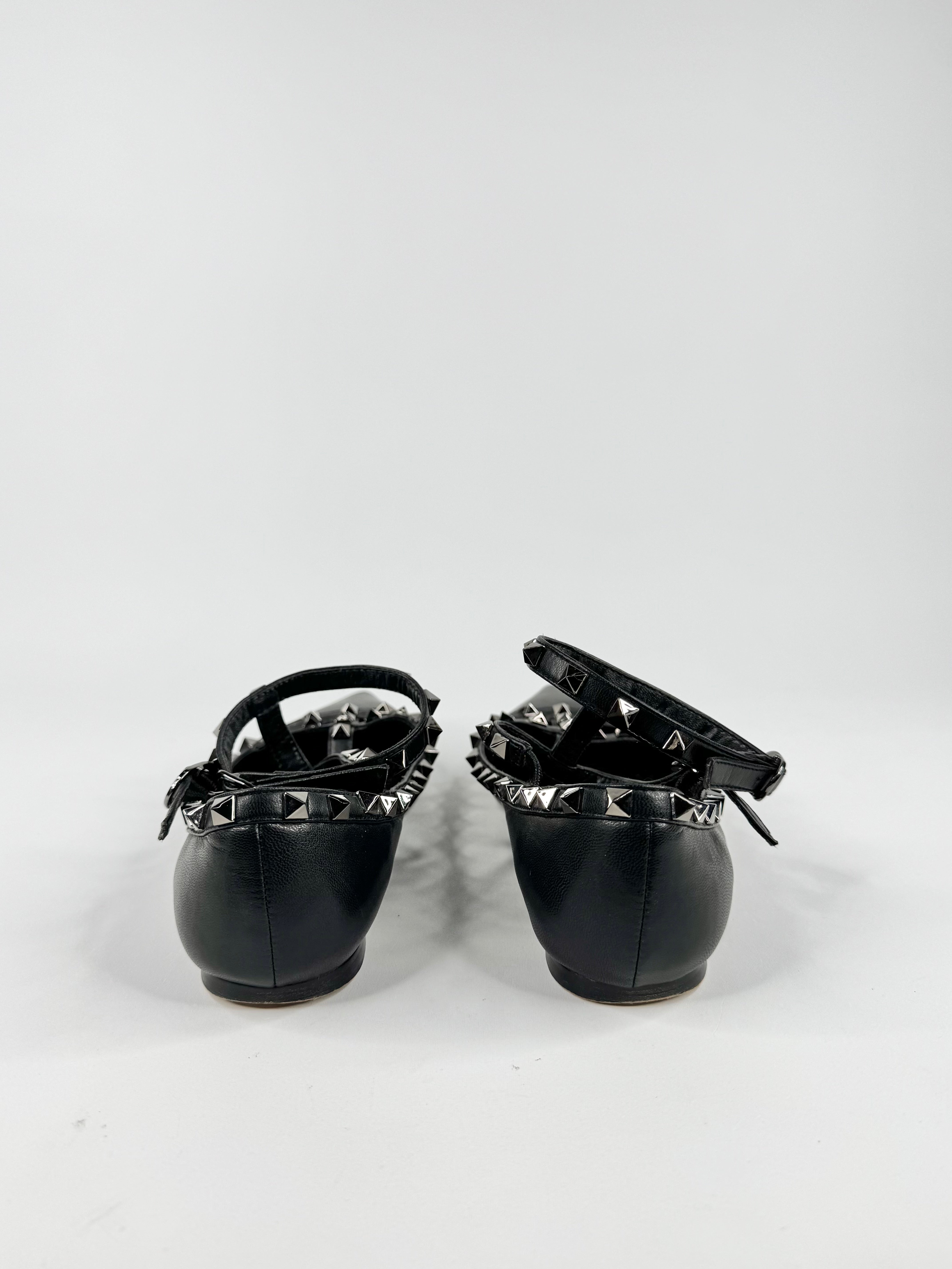Valentino Garavani Black Leather 'Rockstud' Cage Flats - EU38