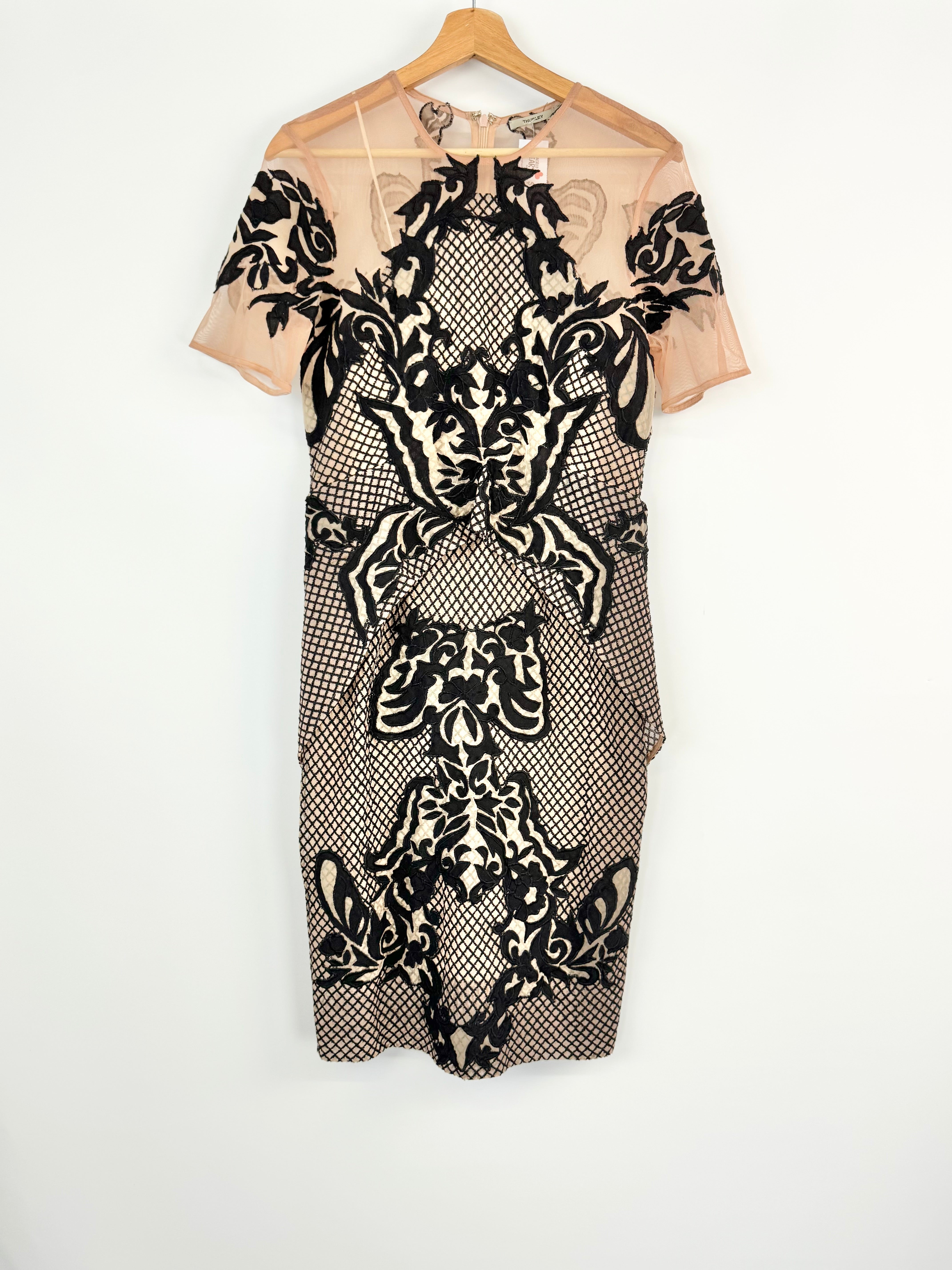 Thurley Black & Beige Mesh Lace Silk Lined Sheath Dress - AU12