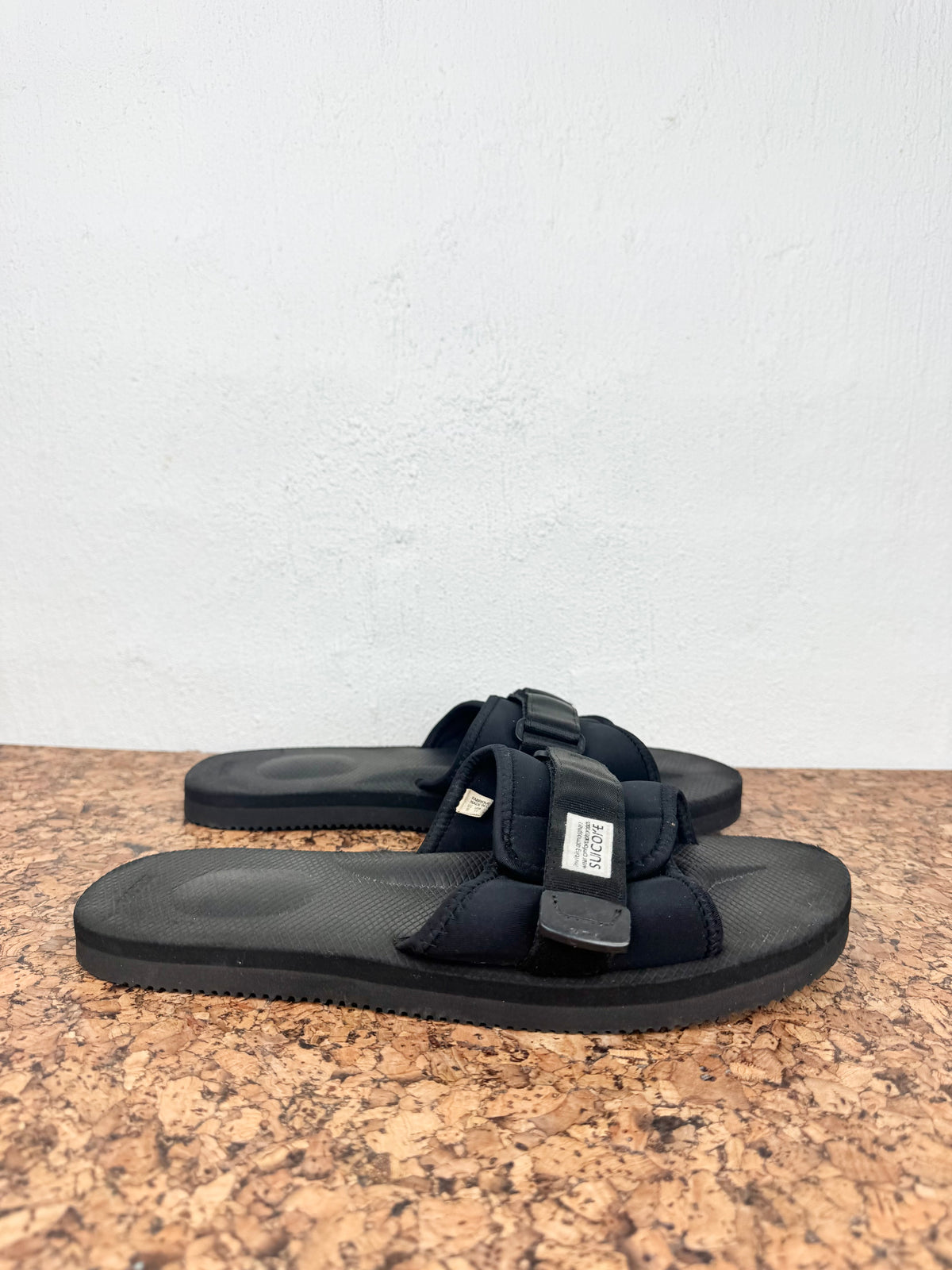 Suicoke Black Technical Slides - EU42