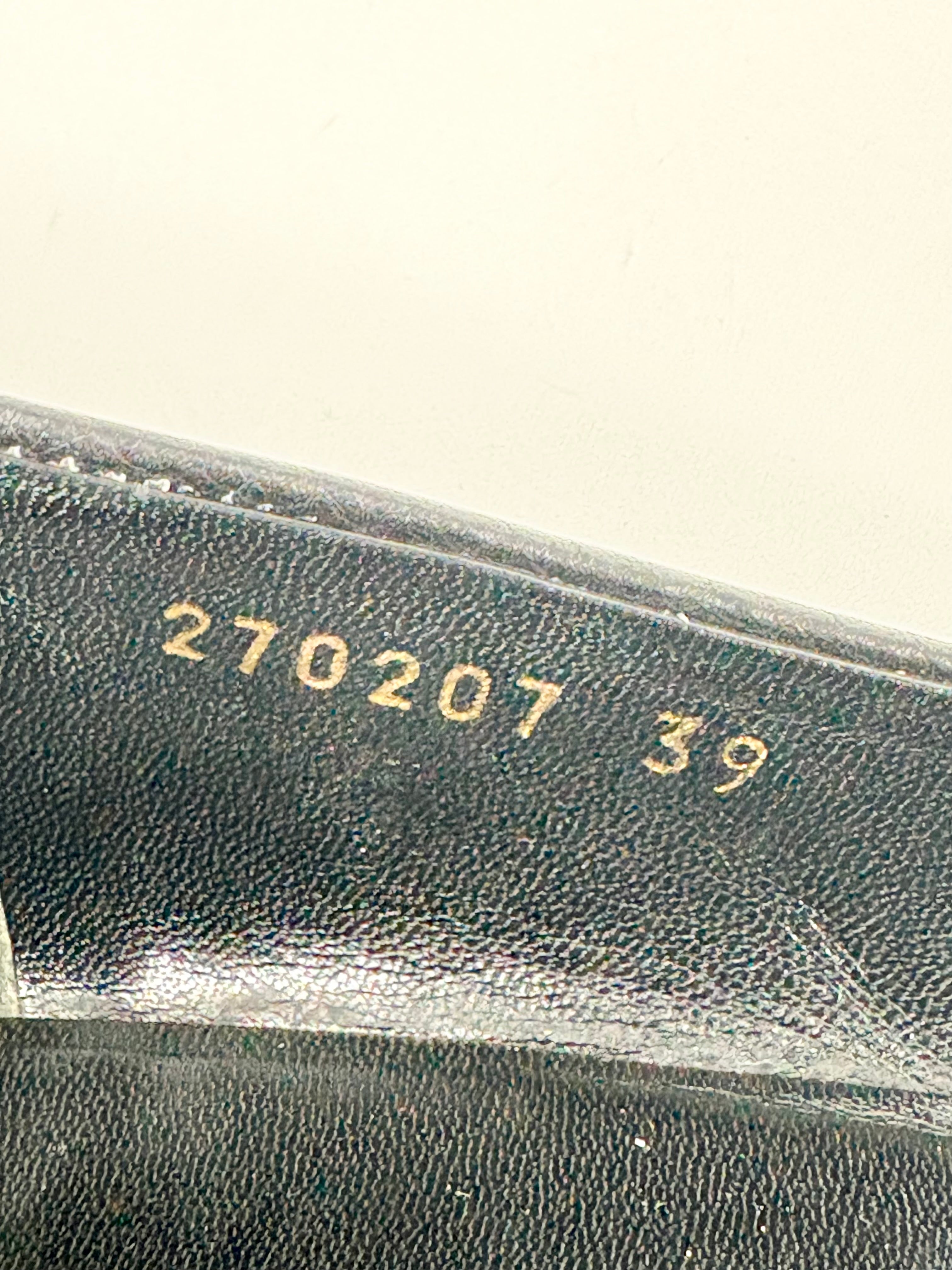 Gucci Black Pebbled Leather 'Cellarius' Flats - EU39