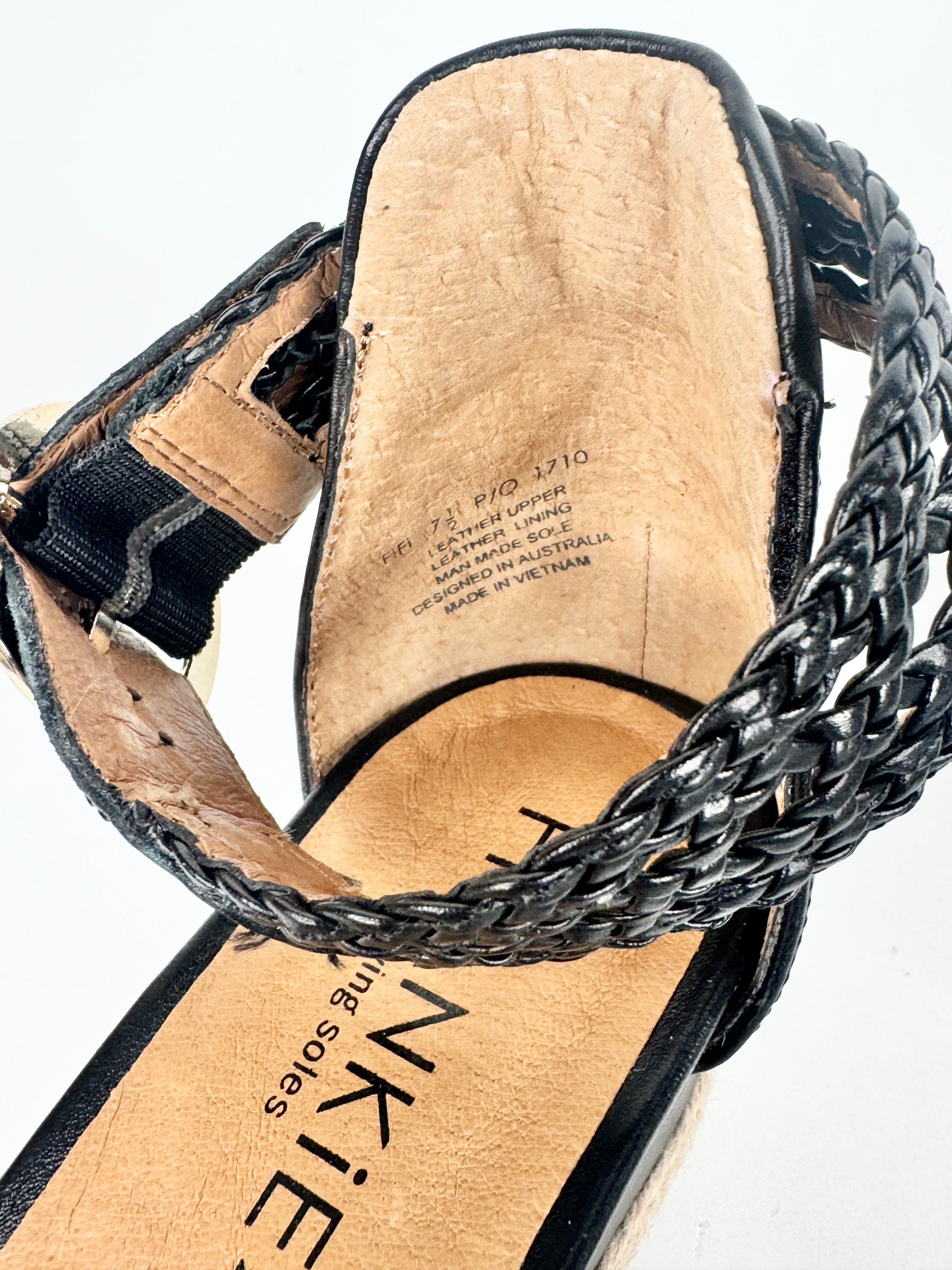Frankie4 Black Woven Wedges - EU38.5