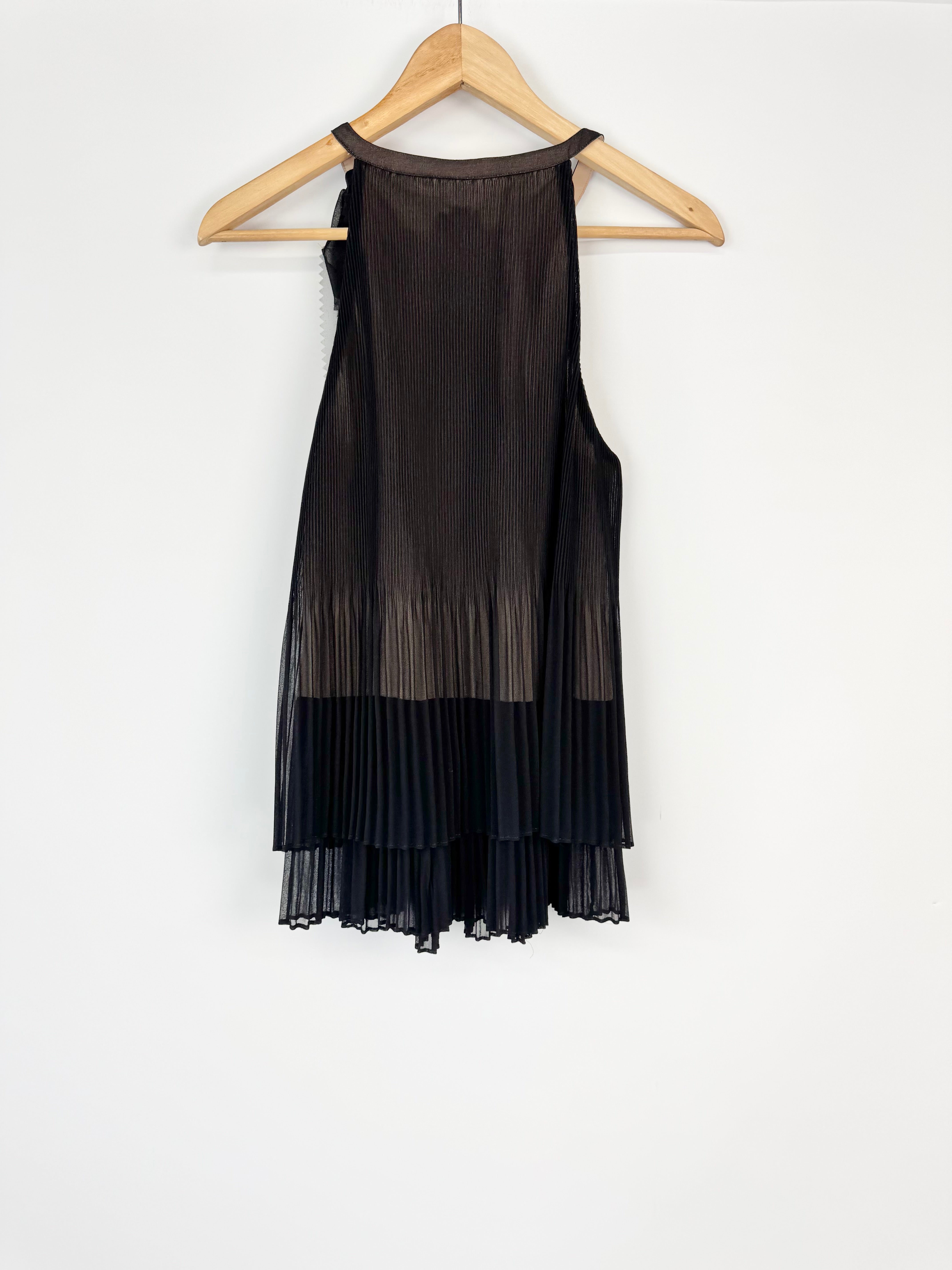 Hoss Intropia Double Pleated Sleeveless Top - AU8