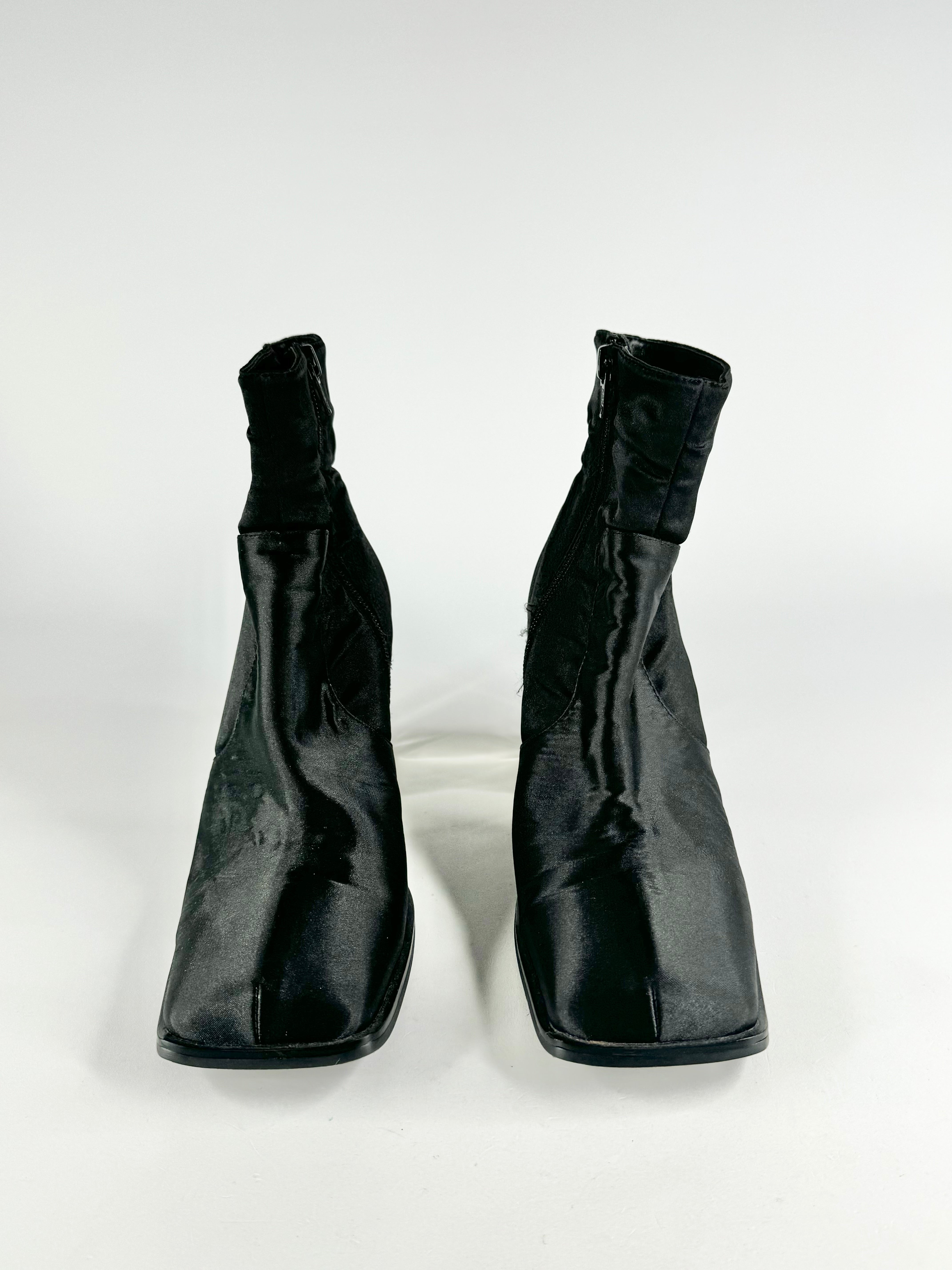 Black Rose & Cigarette Square Toe Ankle Boots - EU37