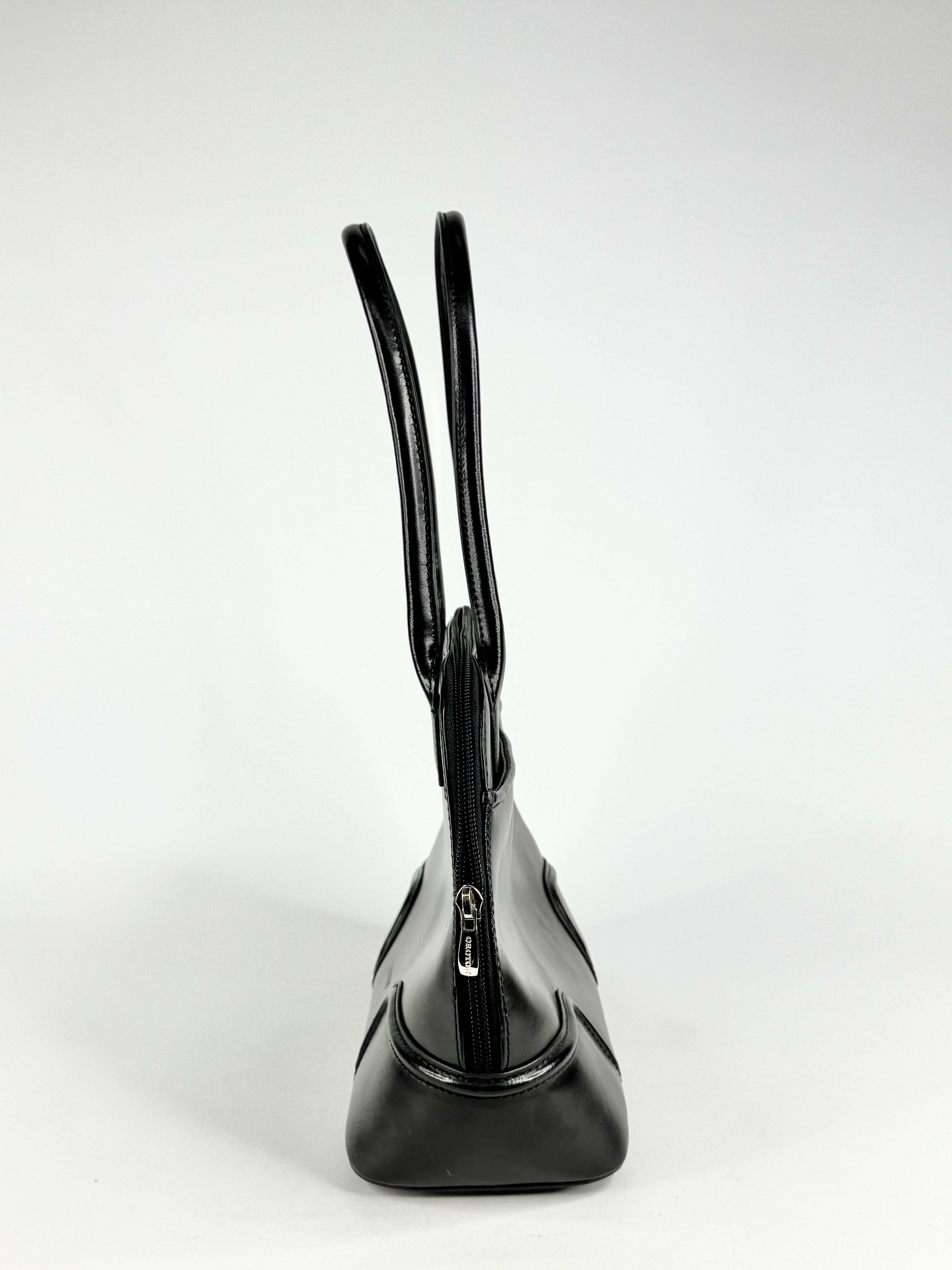 Oroton Black Classic Shoulder Bag