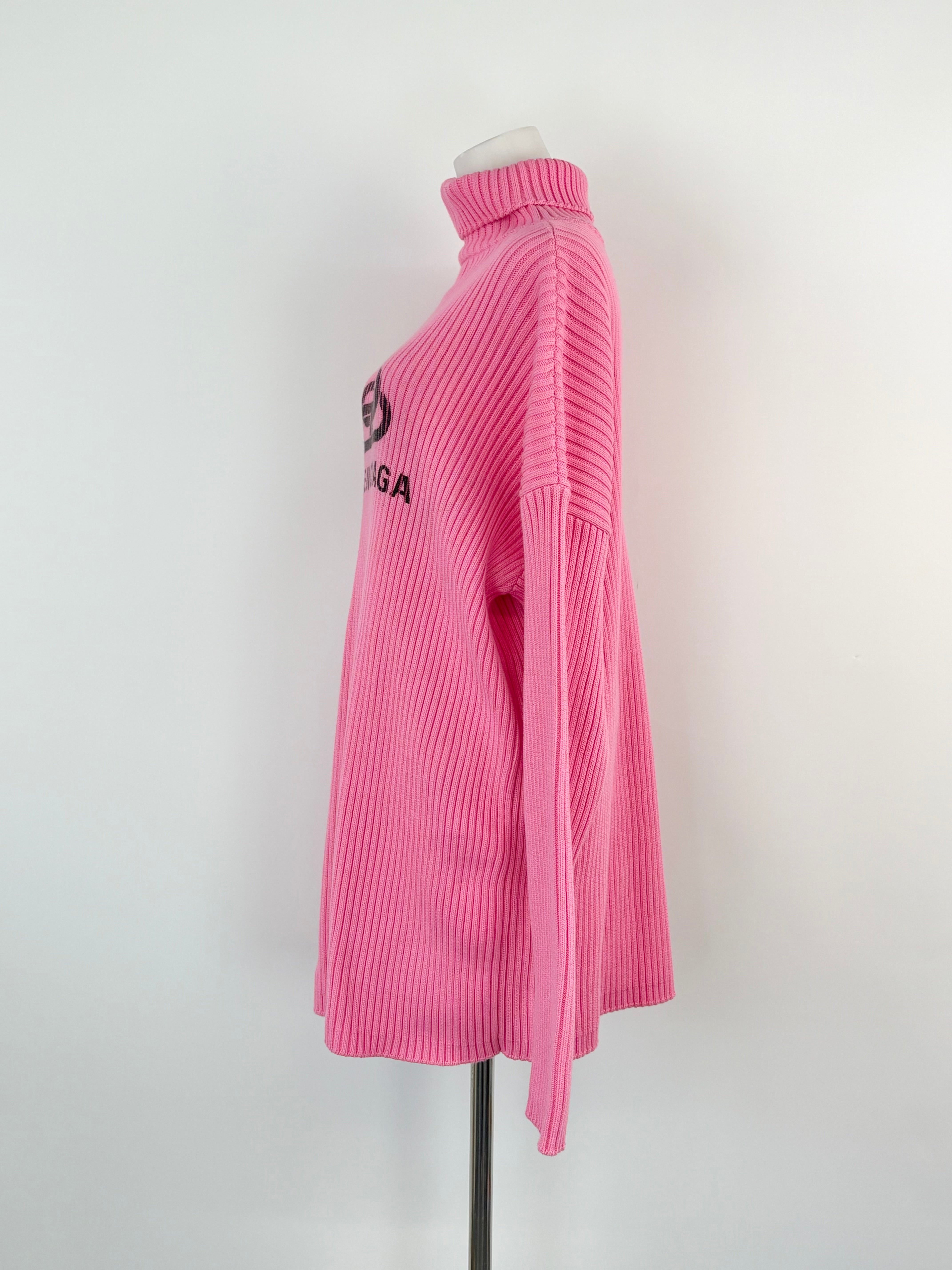 Balenciaga Pink Ribbed-Knit Logo Print Oversized Sweater - AU6/8