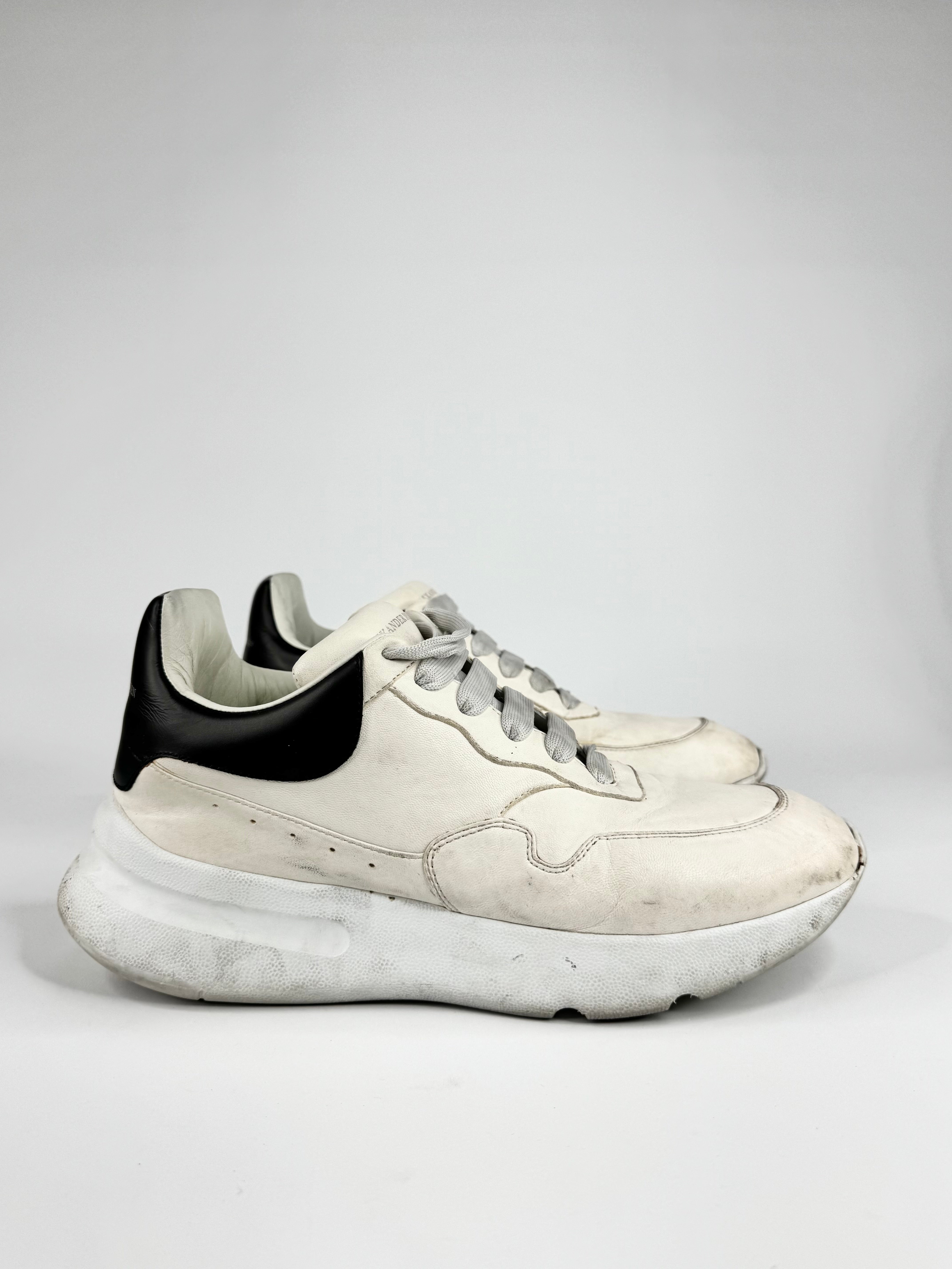 Alexander McQueen White & Black Oversized Sneakers - EU42.5