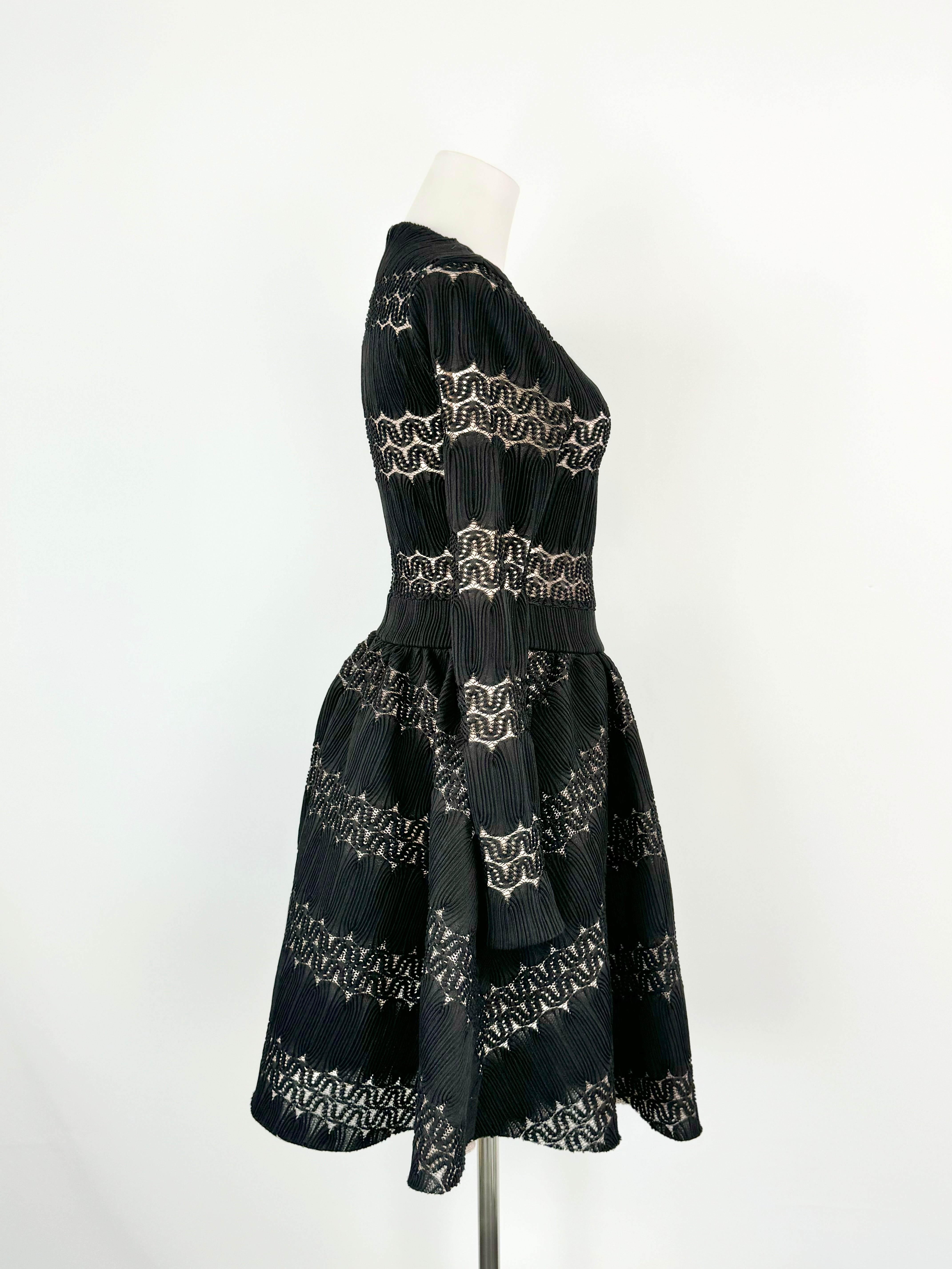 Maje Black & Cream 'Relane Fit & Flare' Lace Dress - AU8