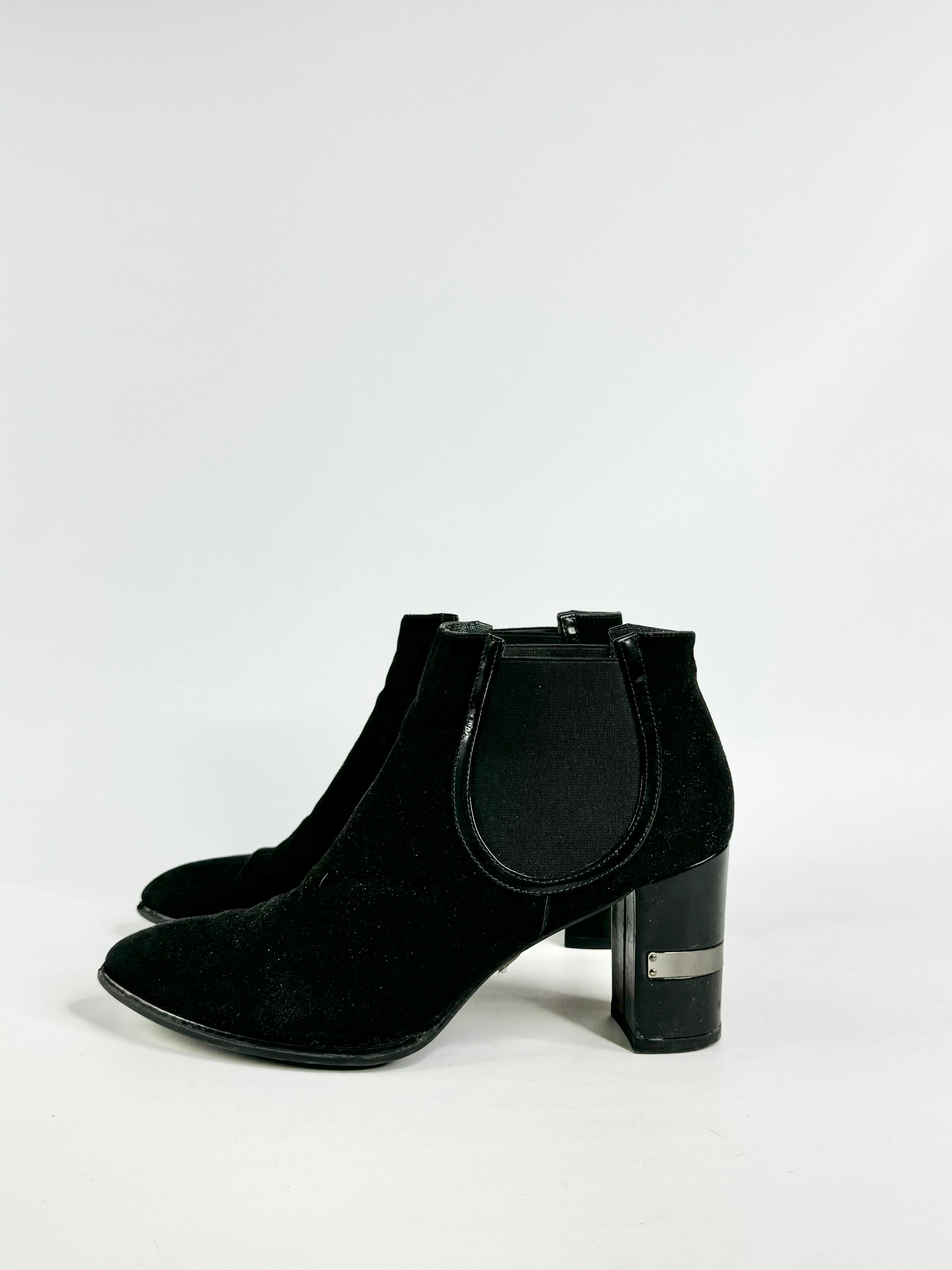 Stuart Weitzman Black Suede 'Nostress' Ankle Boots - EU39
