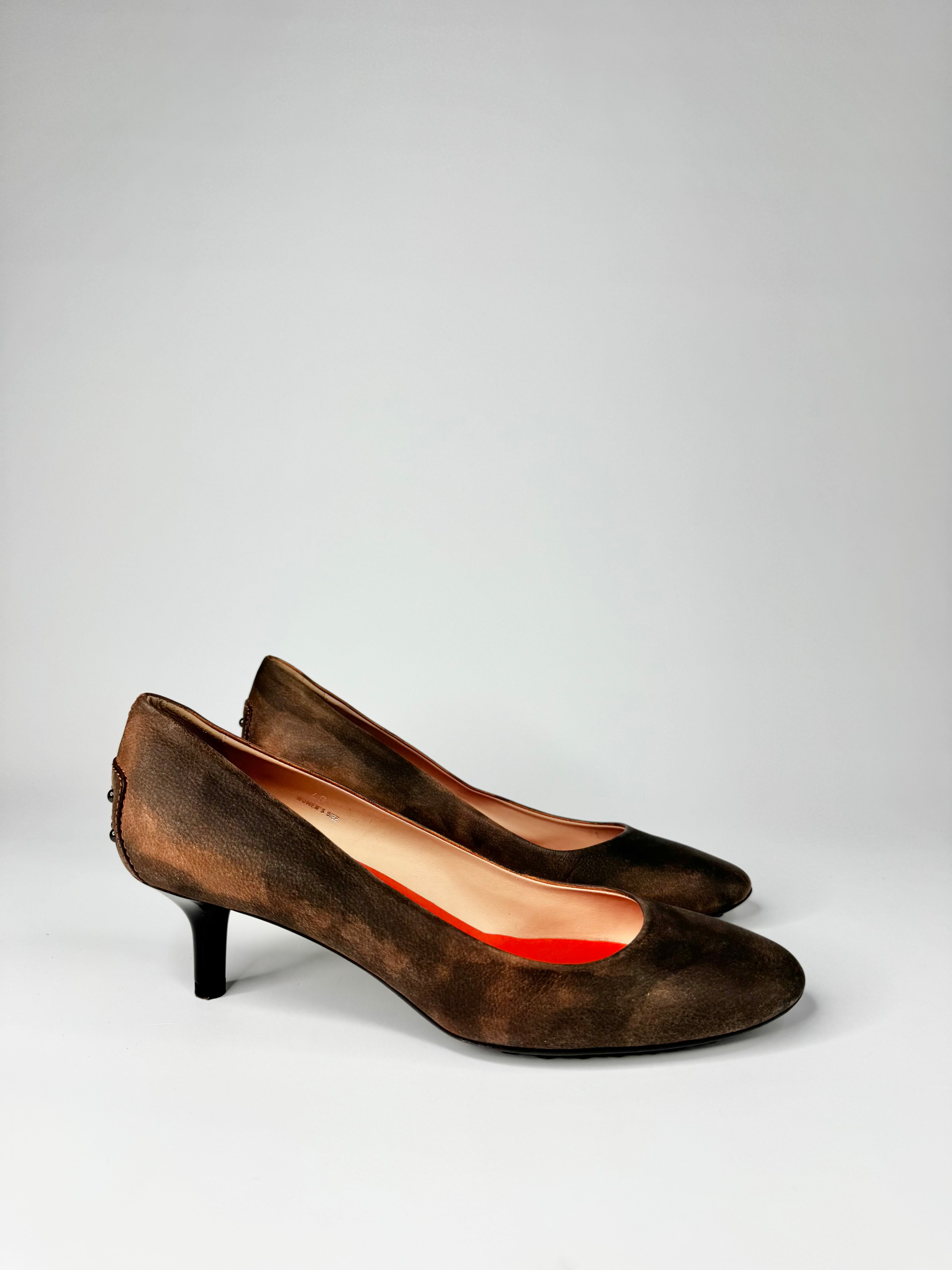 Tod's Deep Brown Distressed Leather Pumps - EU40