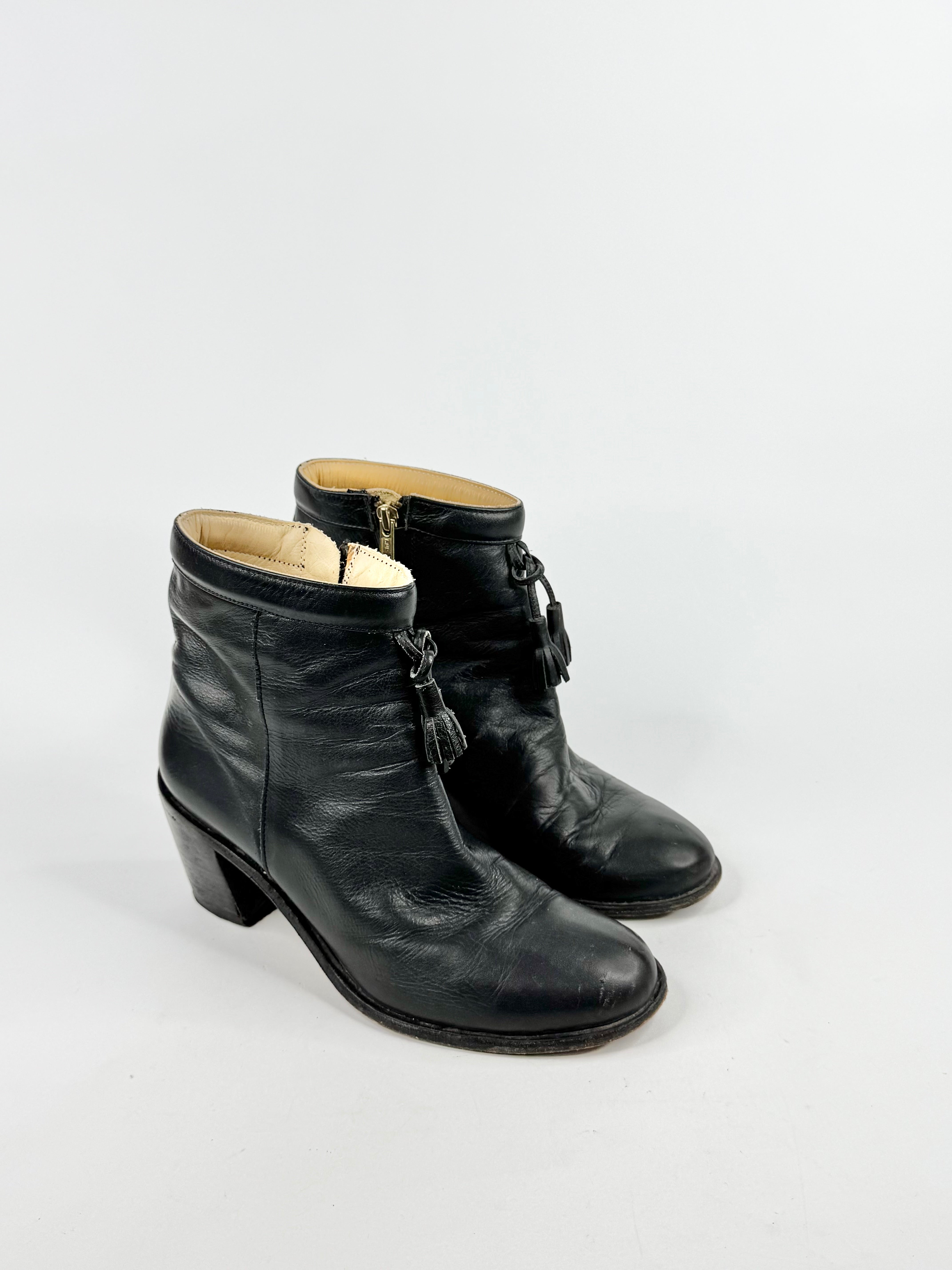 &Attorney Black Leather Ankle Boots - EU40