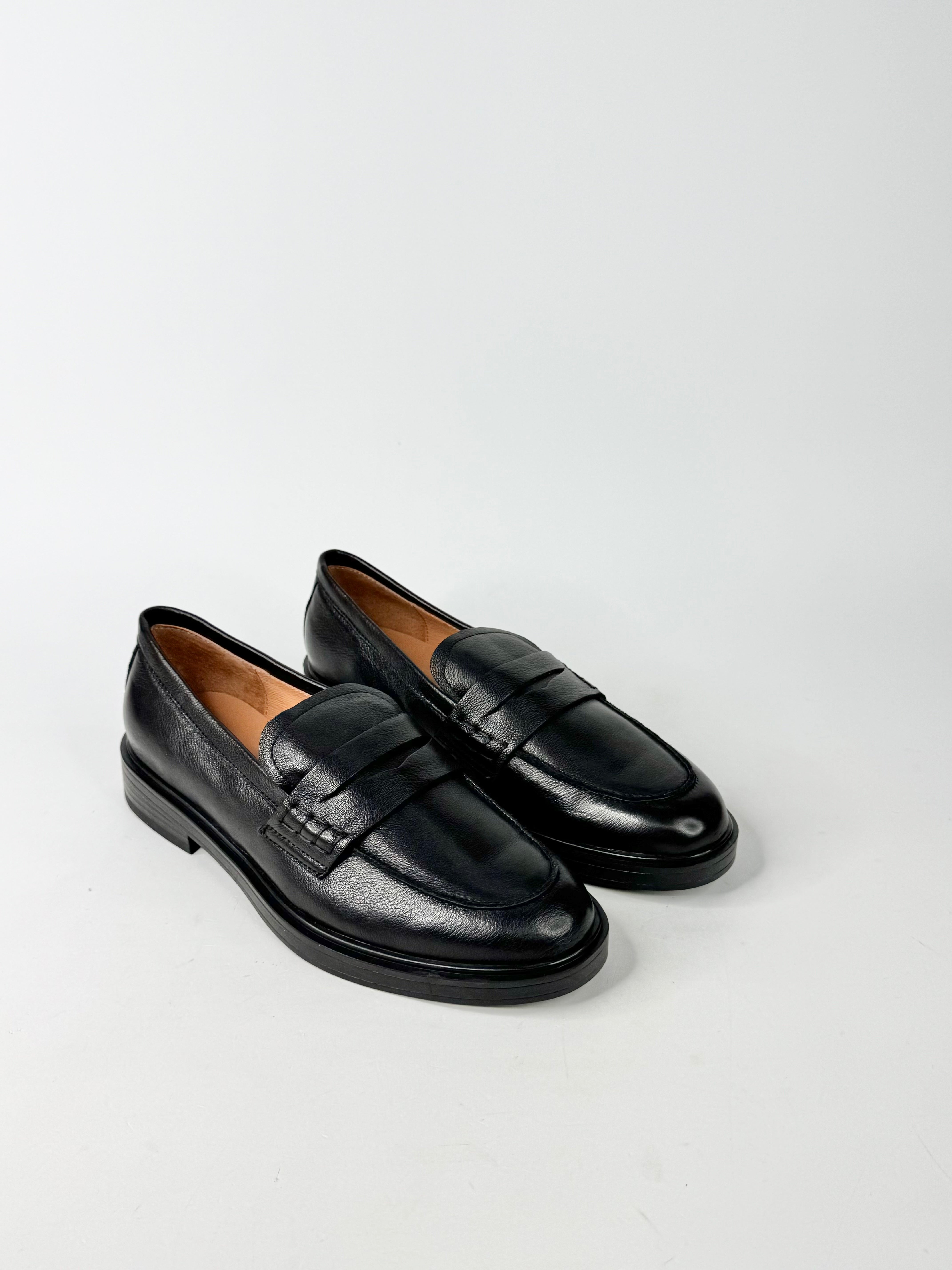 MFW Diana Ferrari Sienza Black Leather Loafers - EU37