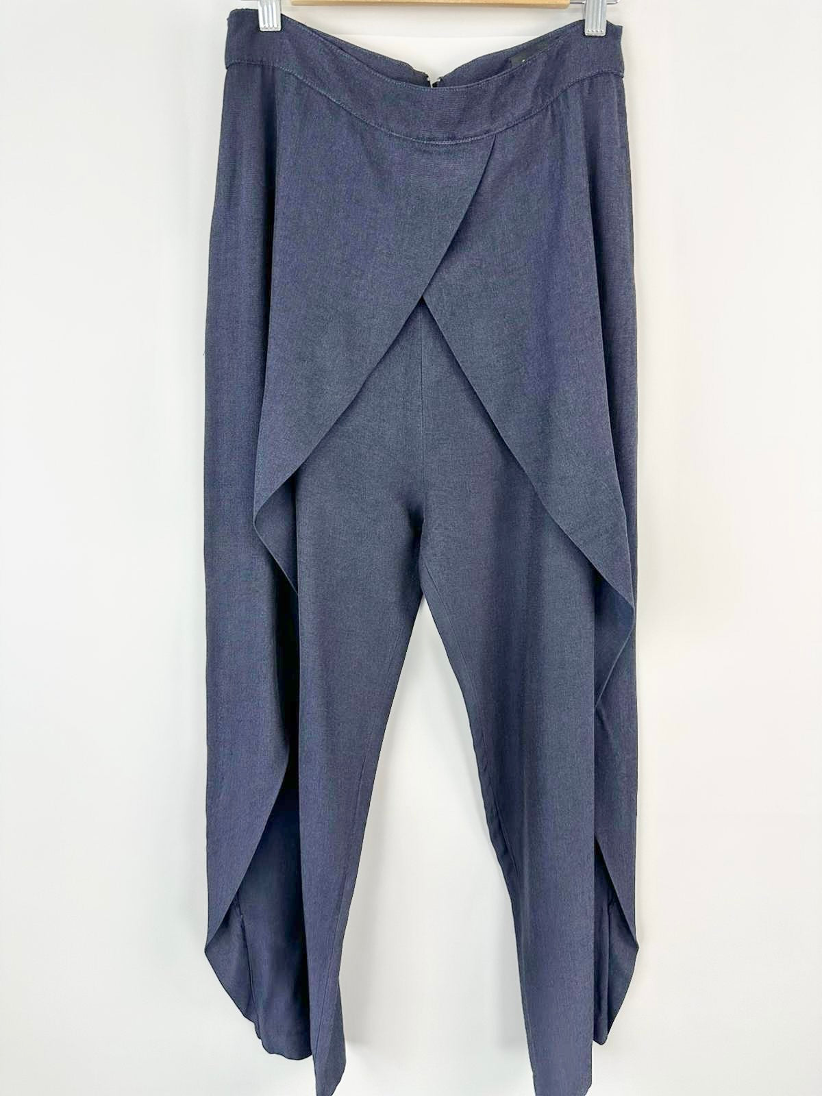 MFW Alpha60 Navy Scalloped Hip Trousers - AU6/8