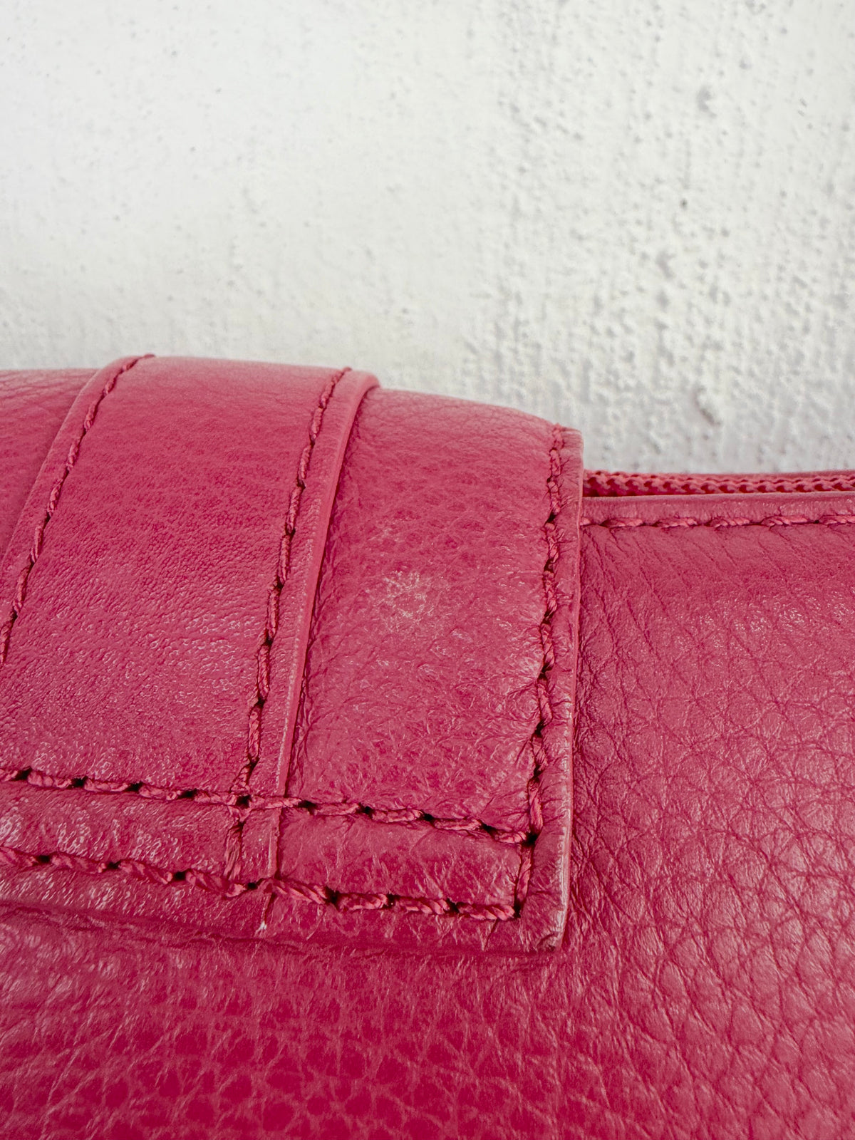 Oroton Fuchsia Leather Baguette