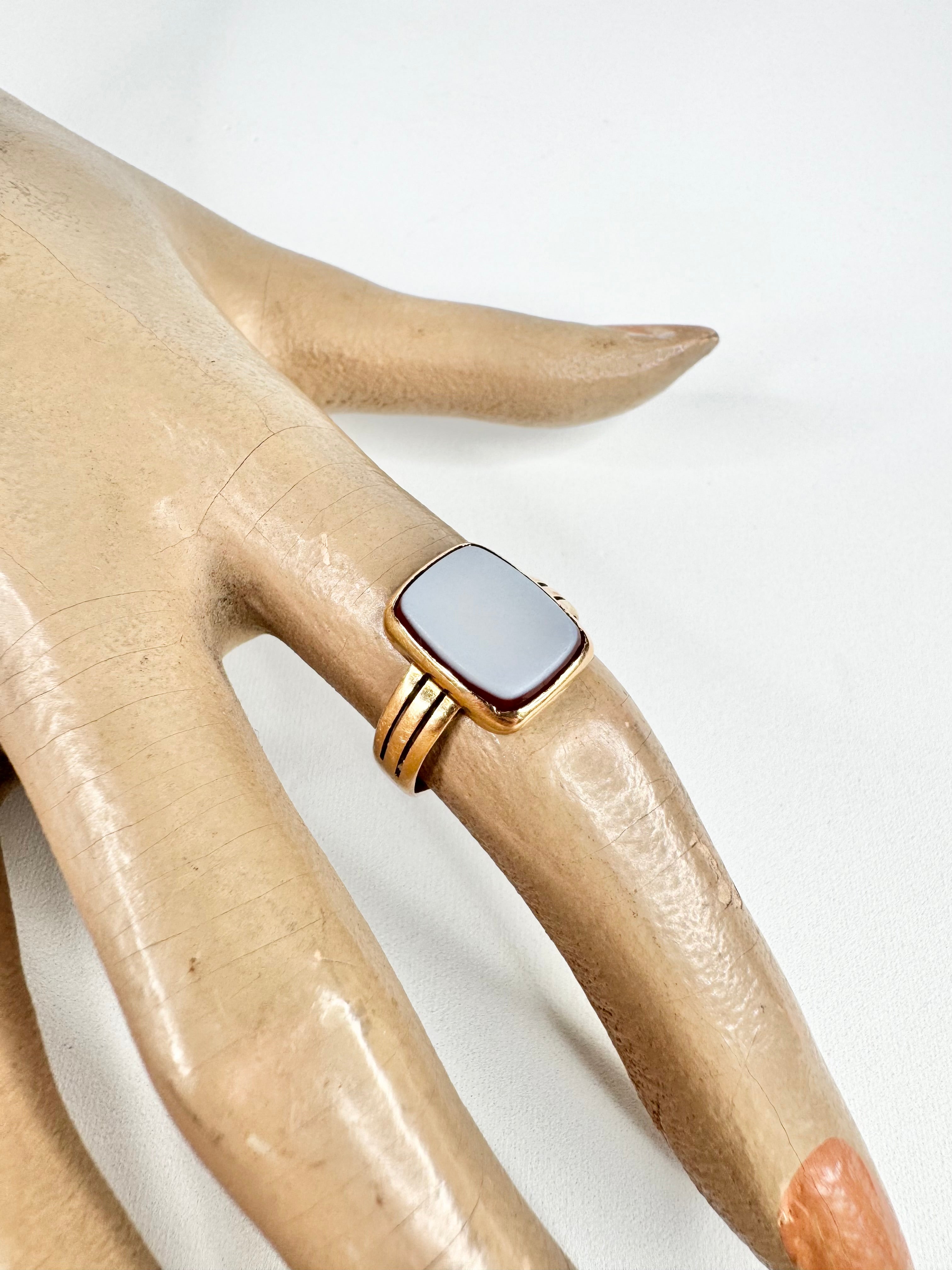 18ct Gold & Sardonyx Rectangular Ring