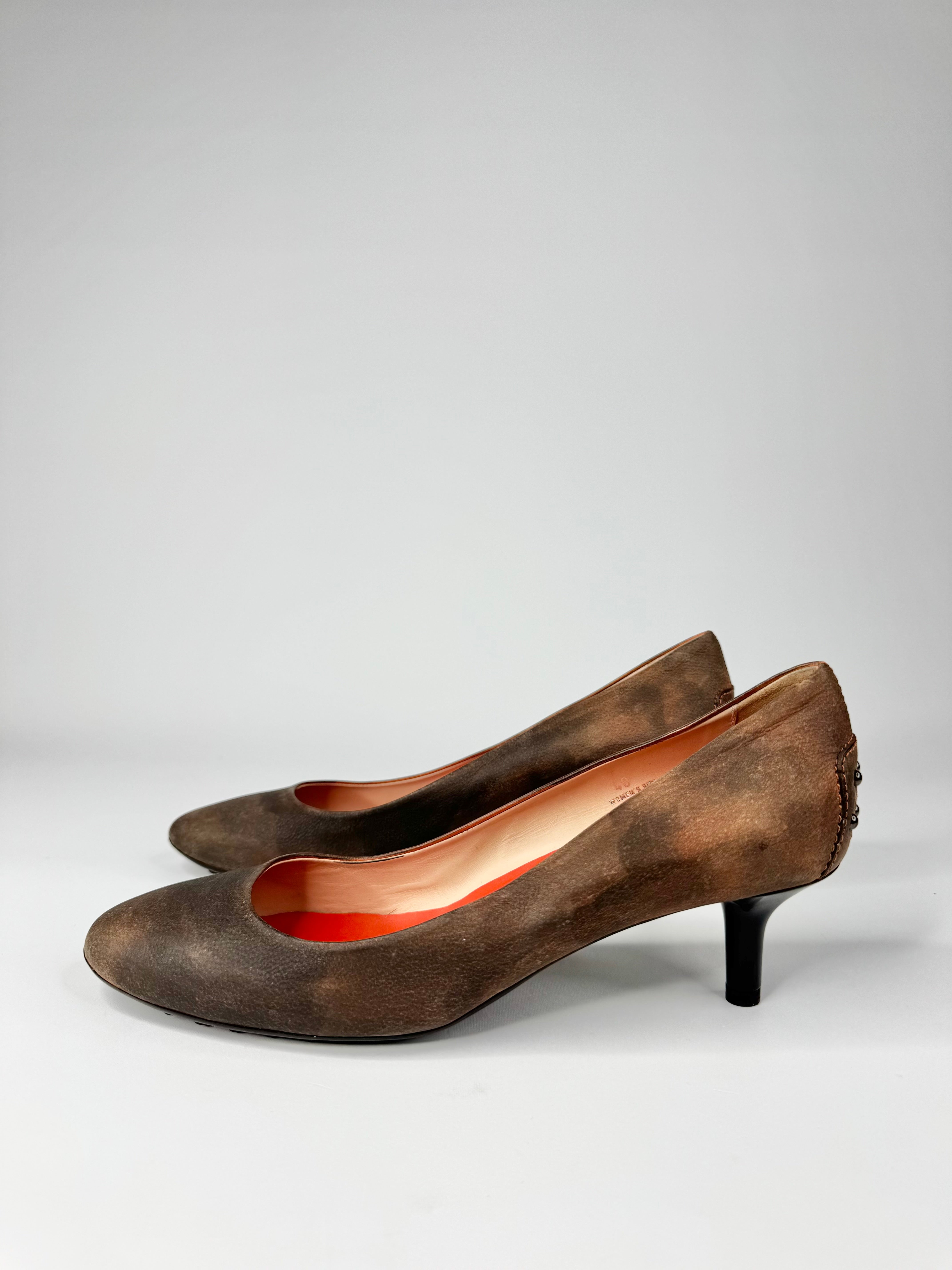 Tod's Deep Brown Distressed Leather Pumps - EU40