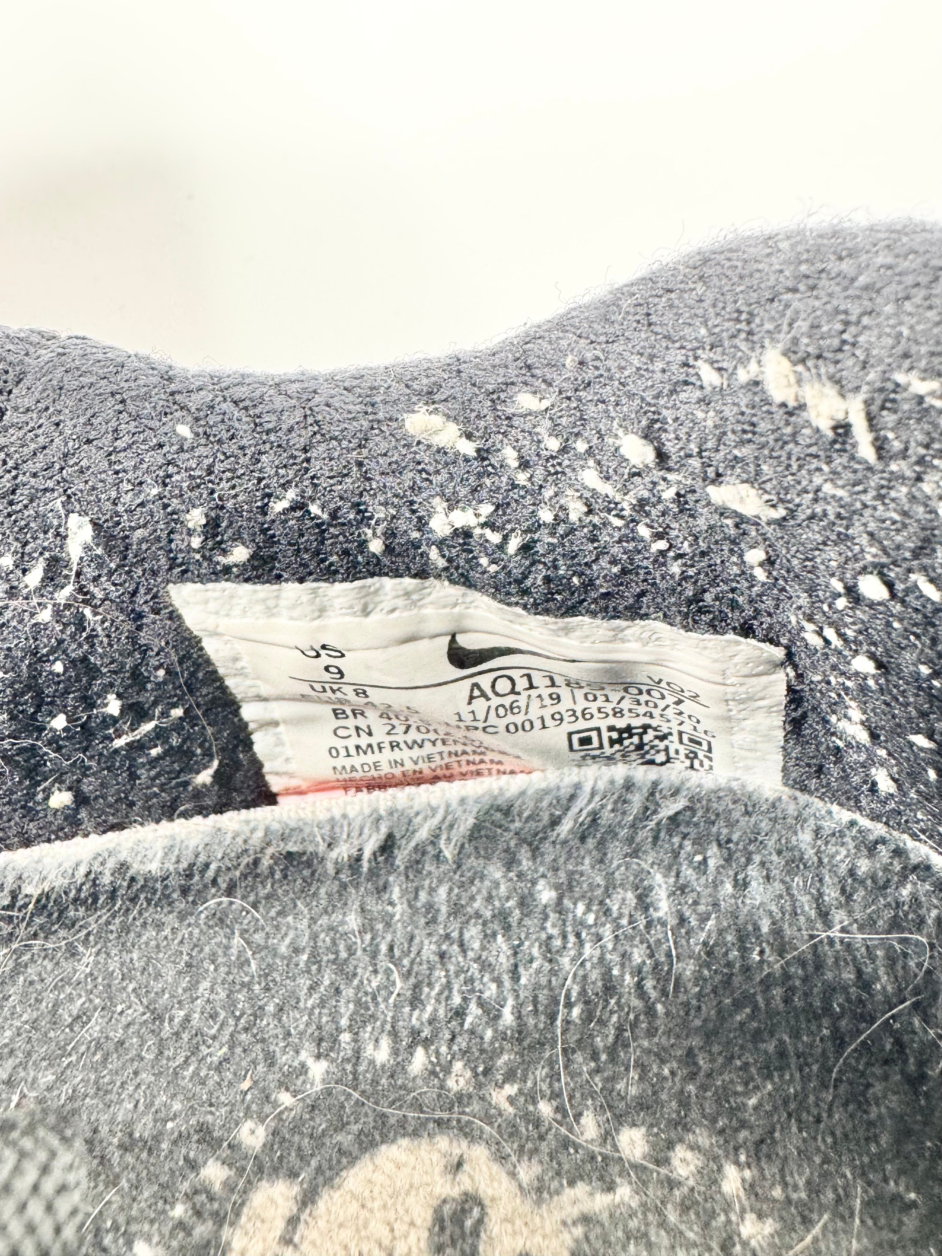 Nike Black 'Metcon 5 Black Volt' Villians Edition Sneakers - EU42.5