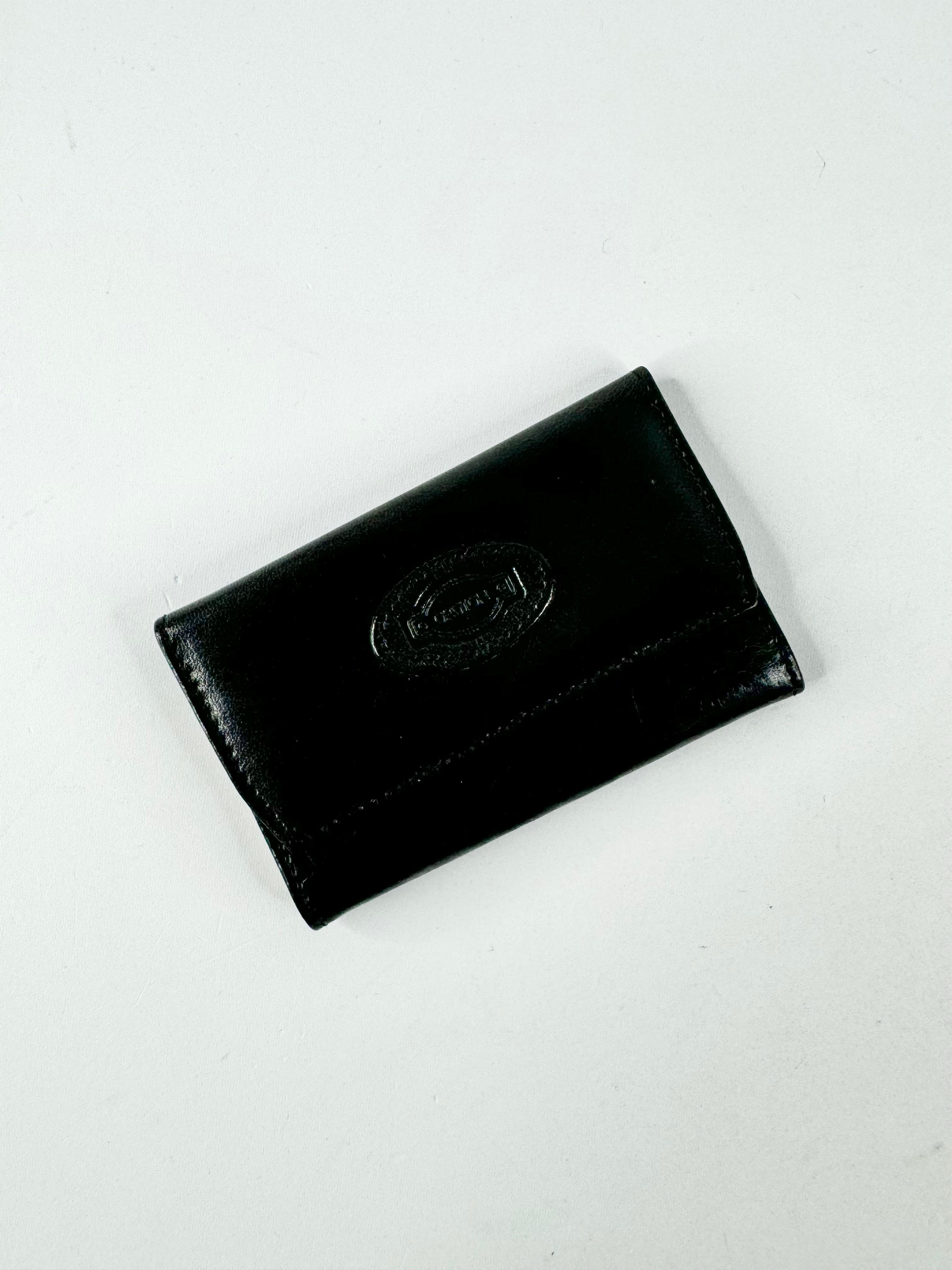 Oroton Sleek Black Leather Key Holder