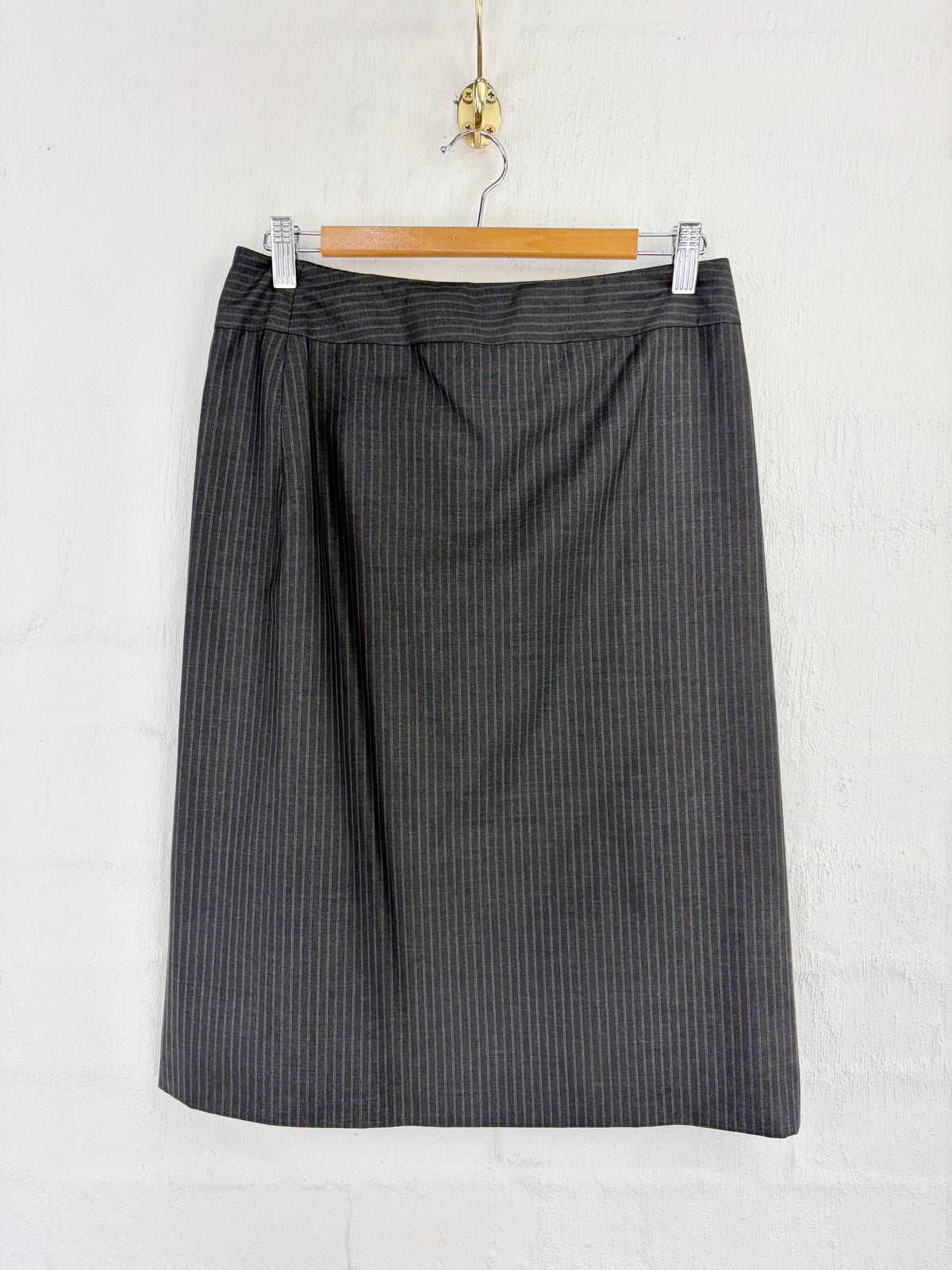 Max Mara Grey & White Wool & Silk Blend Pinstriped Suit - AU8