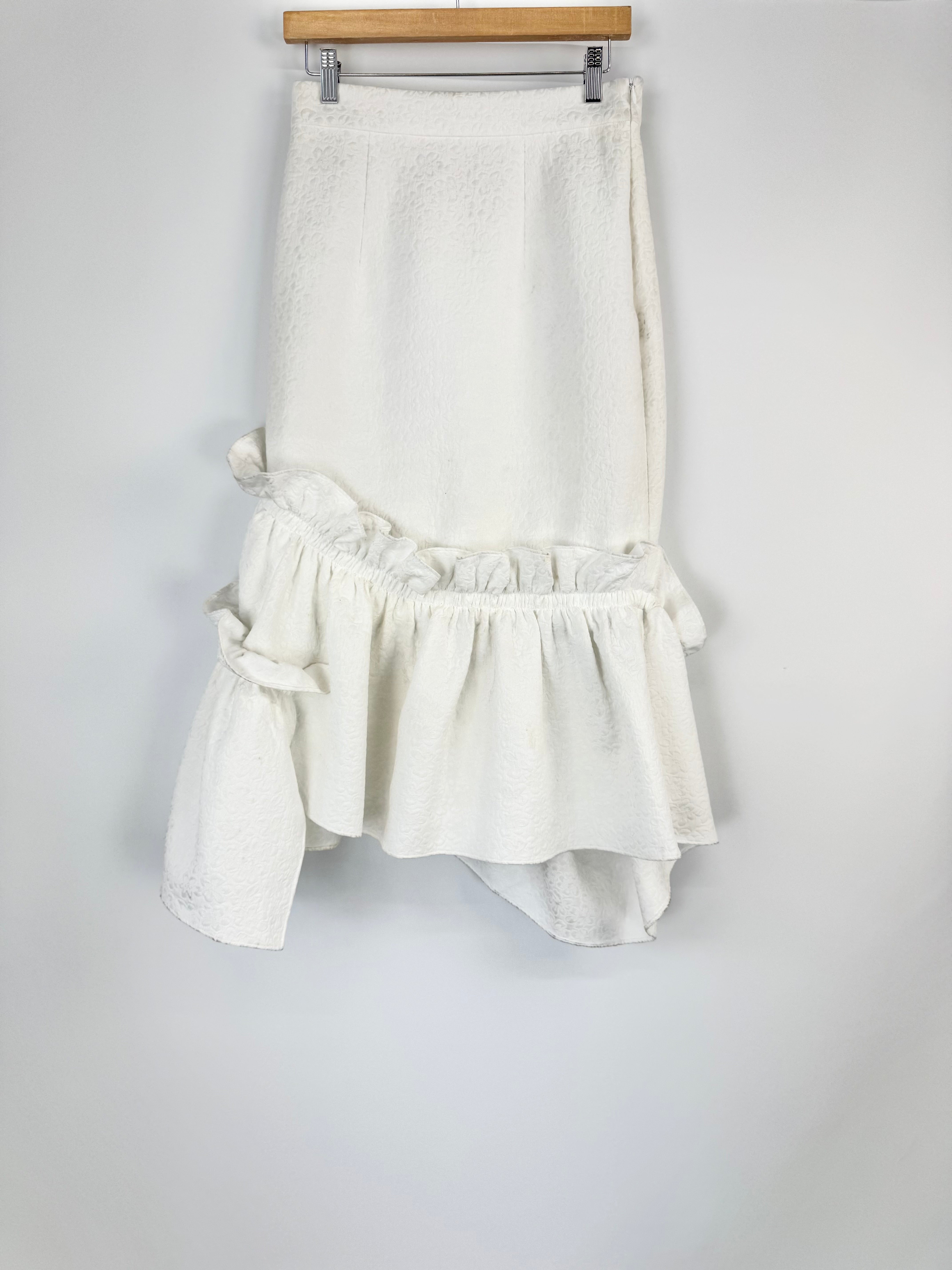 Shushu/Tong White Ruffle Trim Skirt - AU10